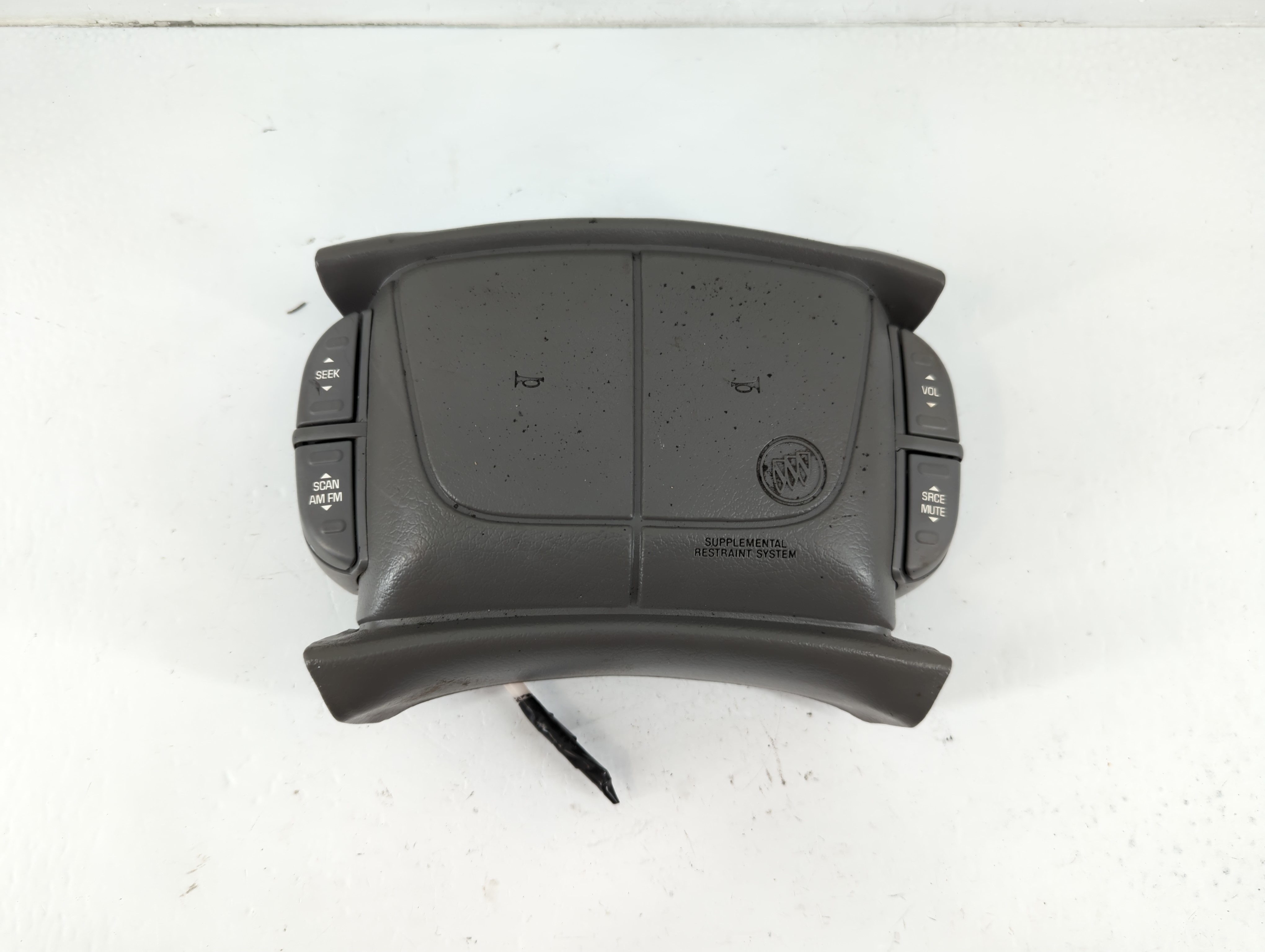 Picture of 1995-1997 Buick Lesabre Air Bag Driver Left Steering Wheel Mounted 1083427