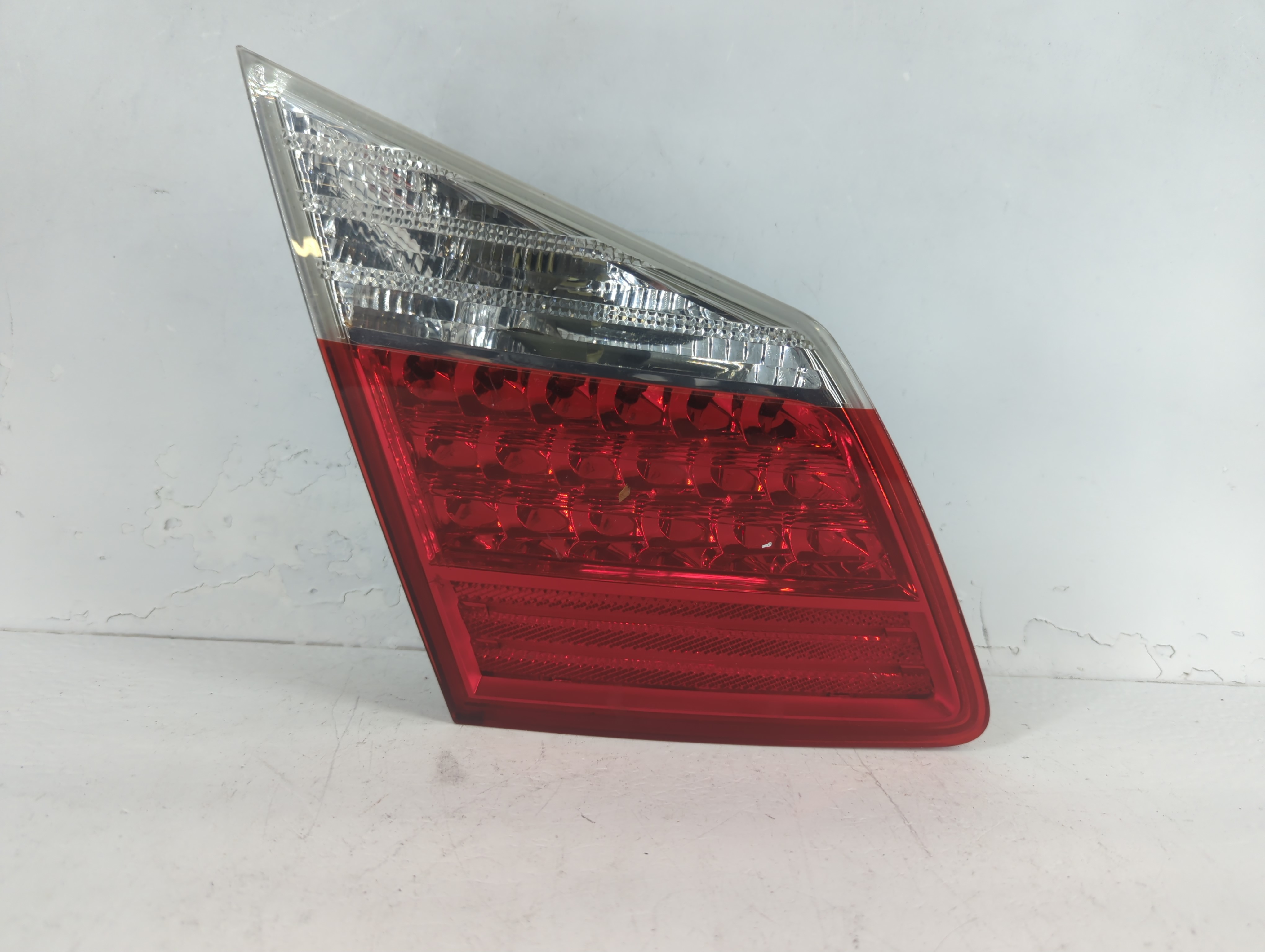 2009-2011 Hyundai Genesis Driver Left Side Tail Light Taillight Oem 1083796 - Oemusedautoparts1.com