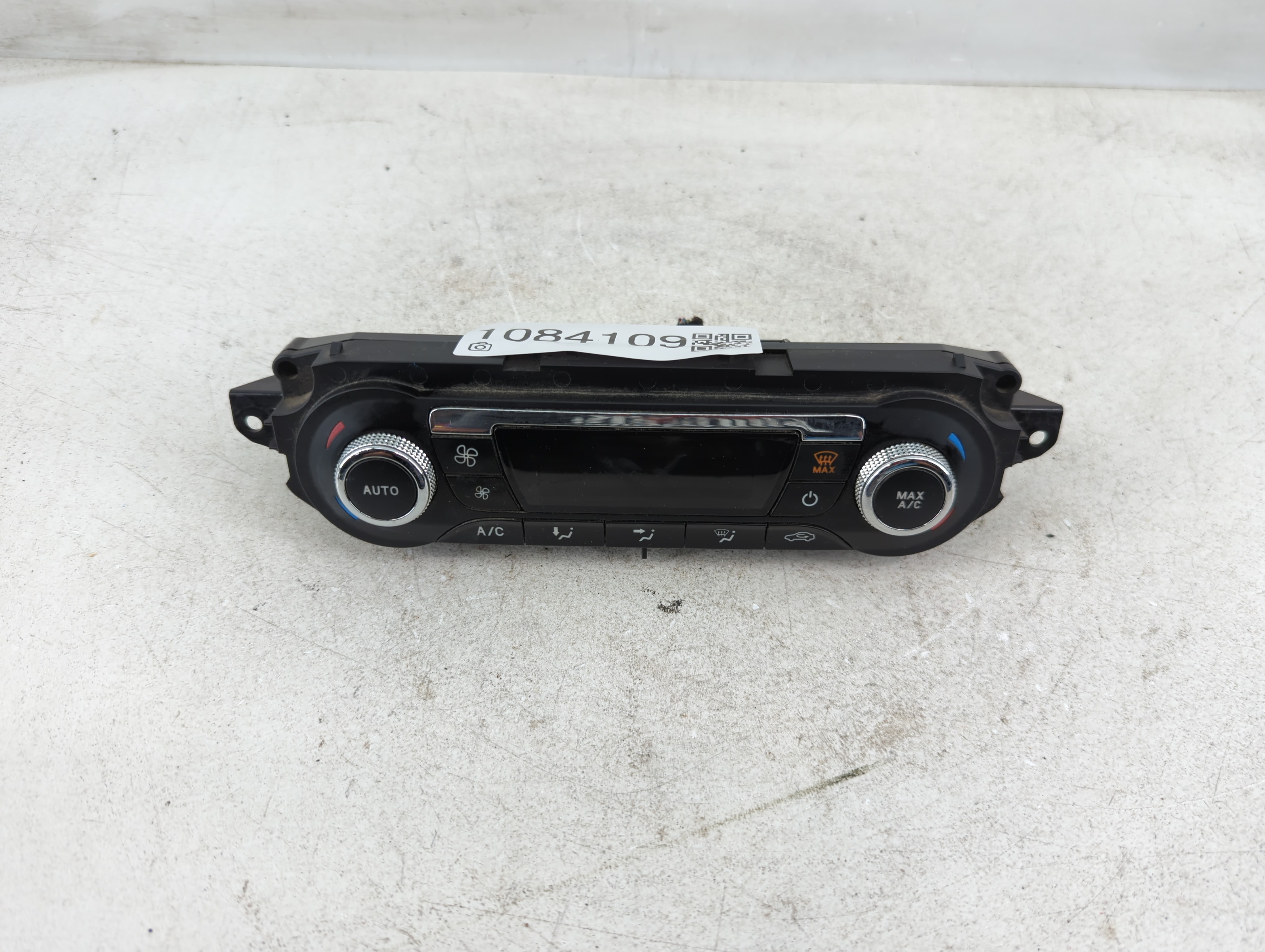 2013-2016 Ford Escape Ac Heater Climate Control Cj5t-18c612-ba 1084109 - Oemusedautoparts1.com