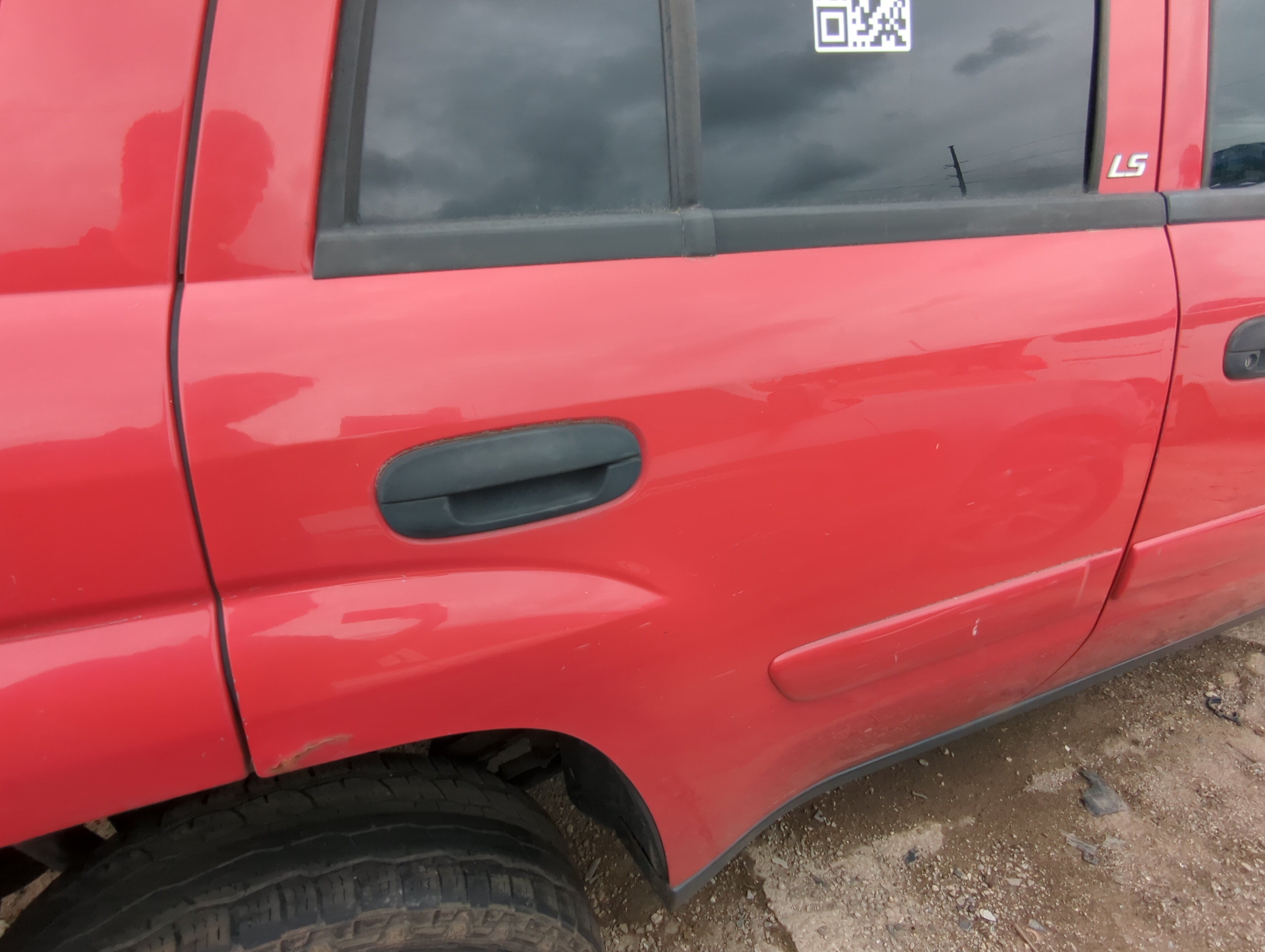 Picture of 2002-2004 Chevrolet Trailblazer Passenger Rear Door Oem 1084315