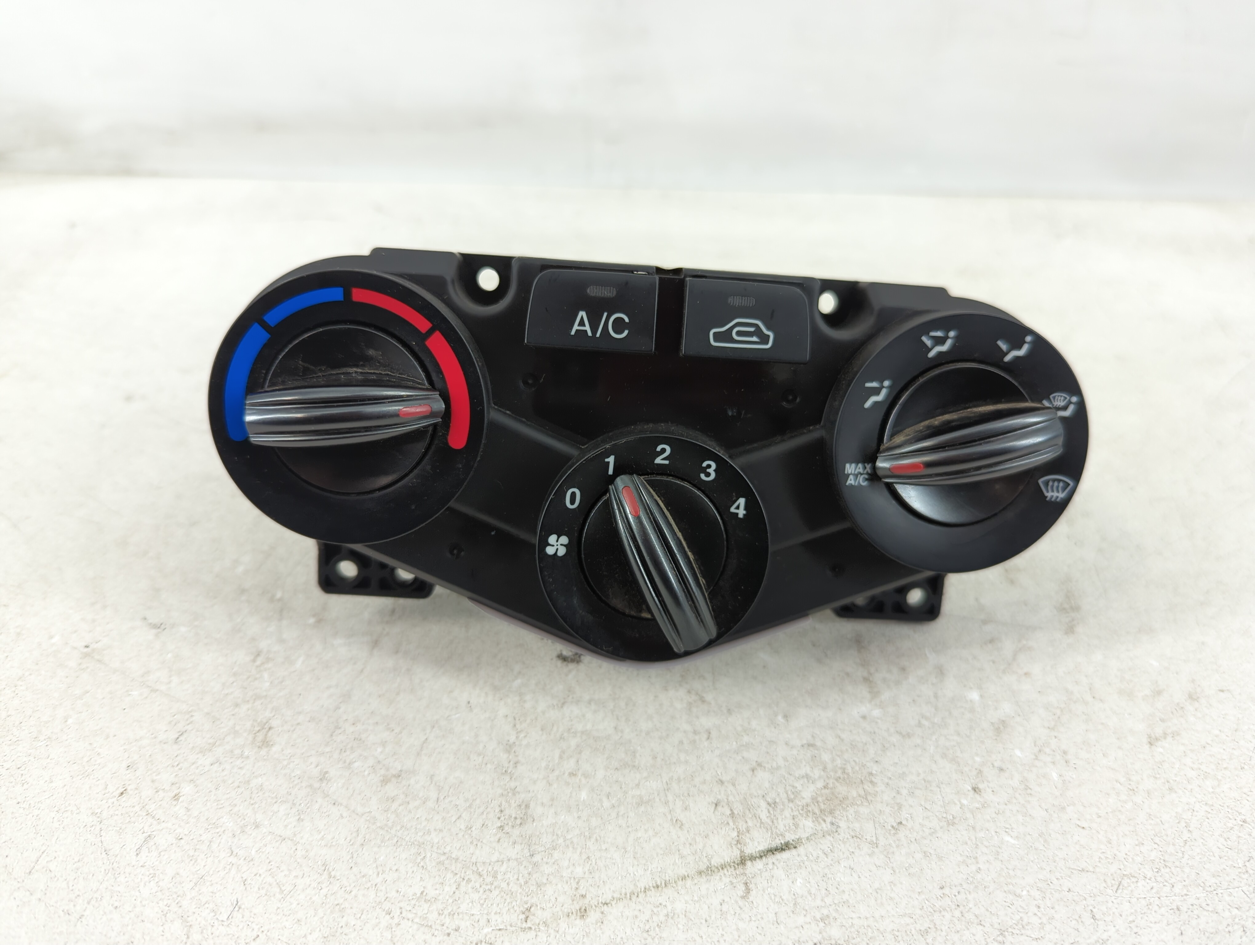 2010-2011 Kia Rio Ac Heater Climate Control 97250-1gxxx 1084604 - Oemusedautoparts1.com