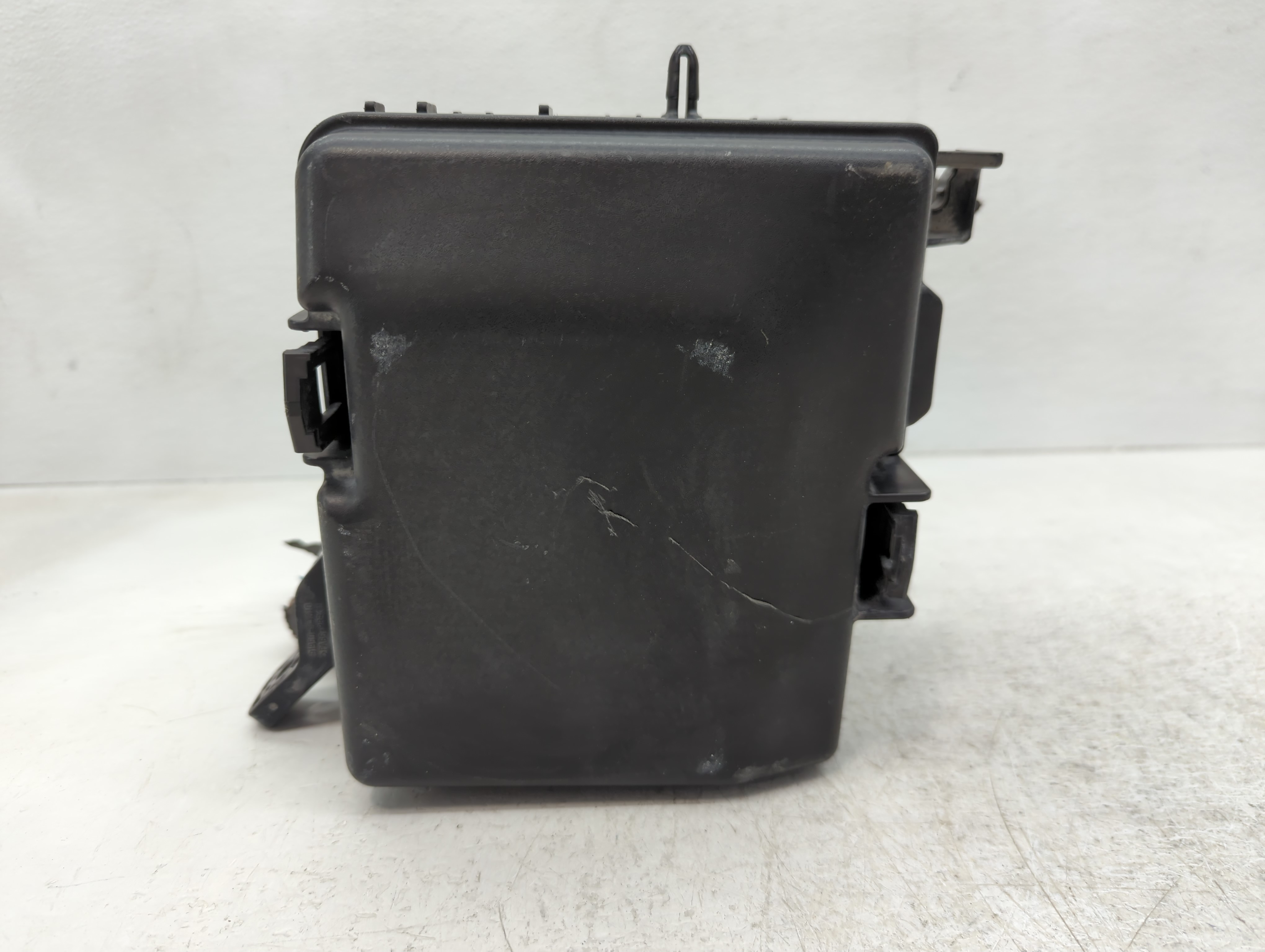 2016-2019 Kia Optima Fusebox Fuse Box Relay Module 91230d5070ja 1084607 - Oemusedautoparts1.com