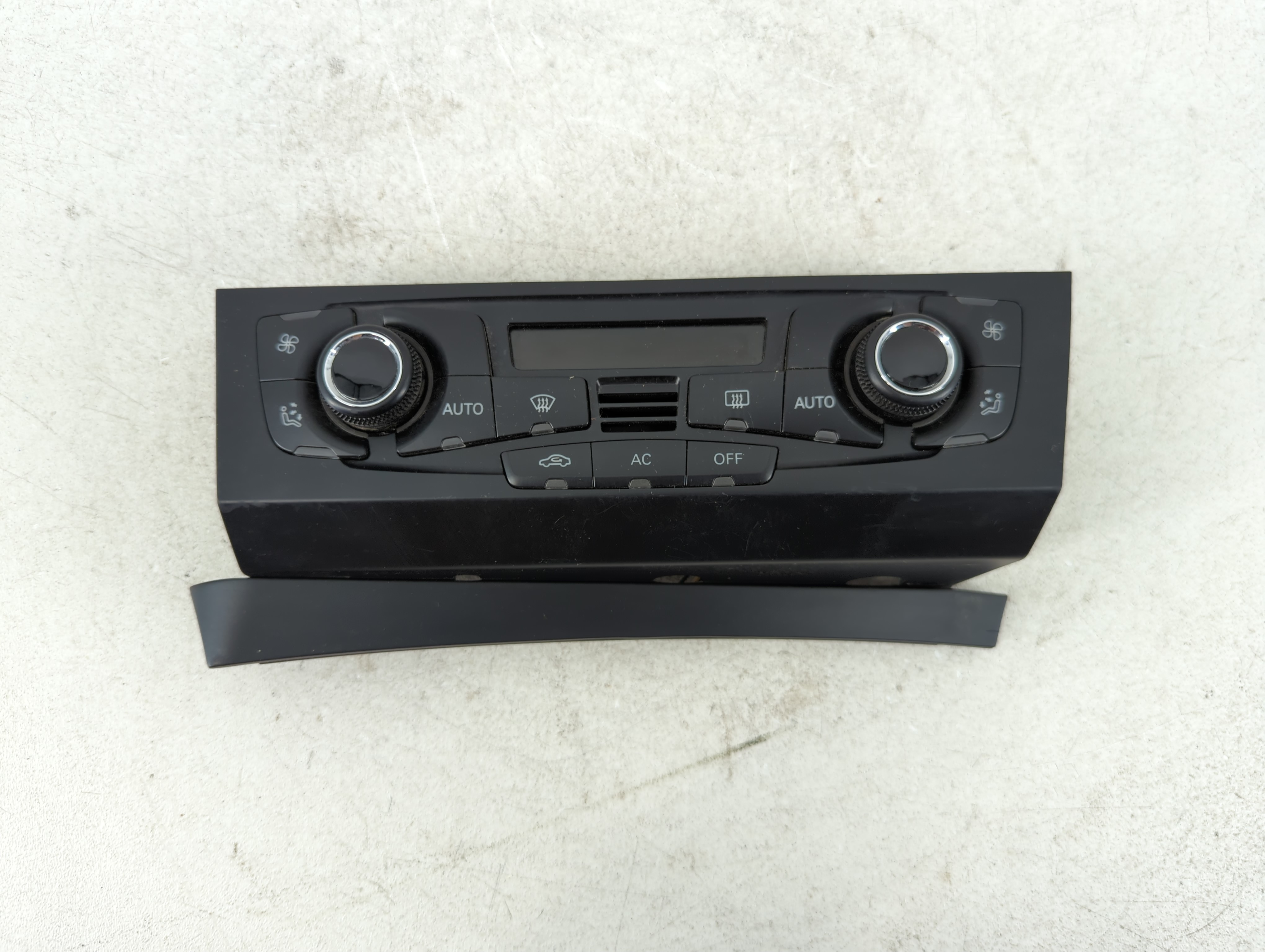 2009-2012 Audi Q5 Ac Heater Climate Control 8t1 820 043 Ap 1084633 - Oemusedautoparts1.com
