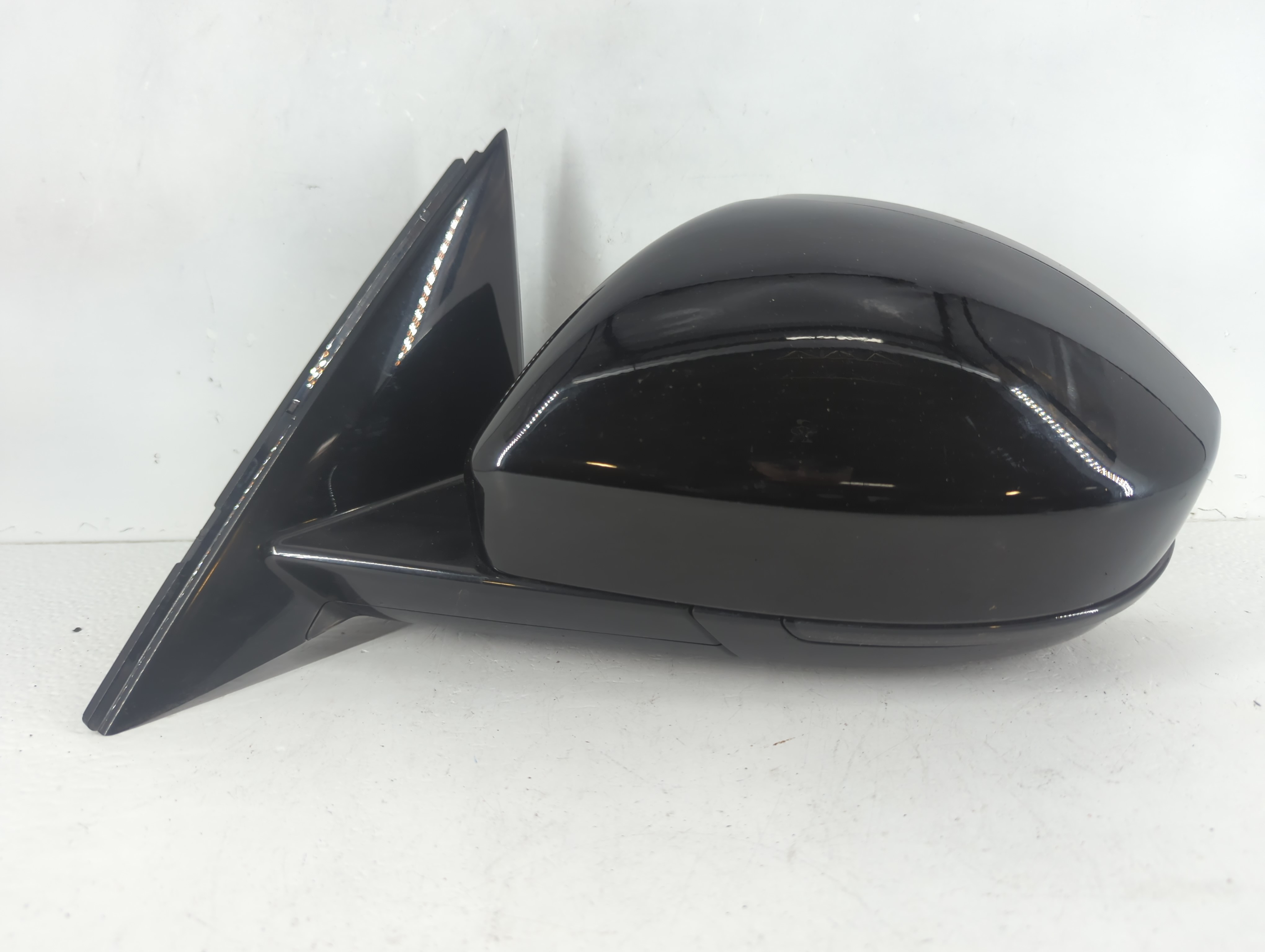 2020 Jaguar E-pace Driver Left Side View Power Door Mirror Black 1084651 - Oemusedautoparts1.com