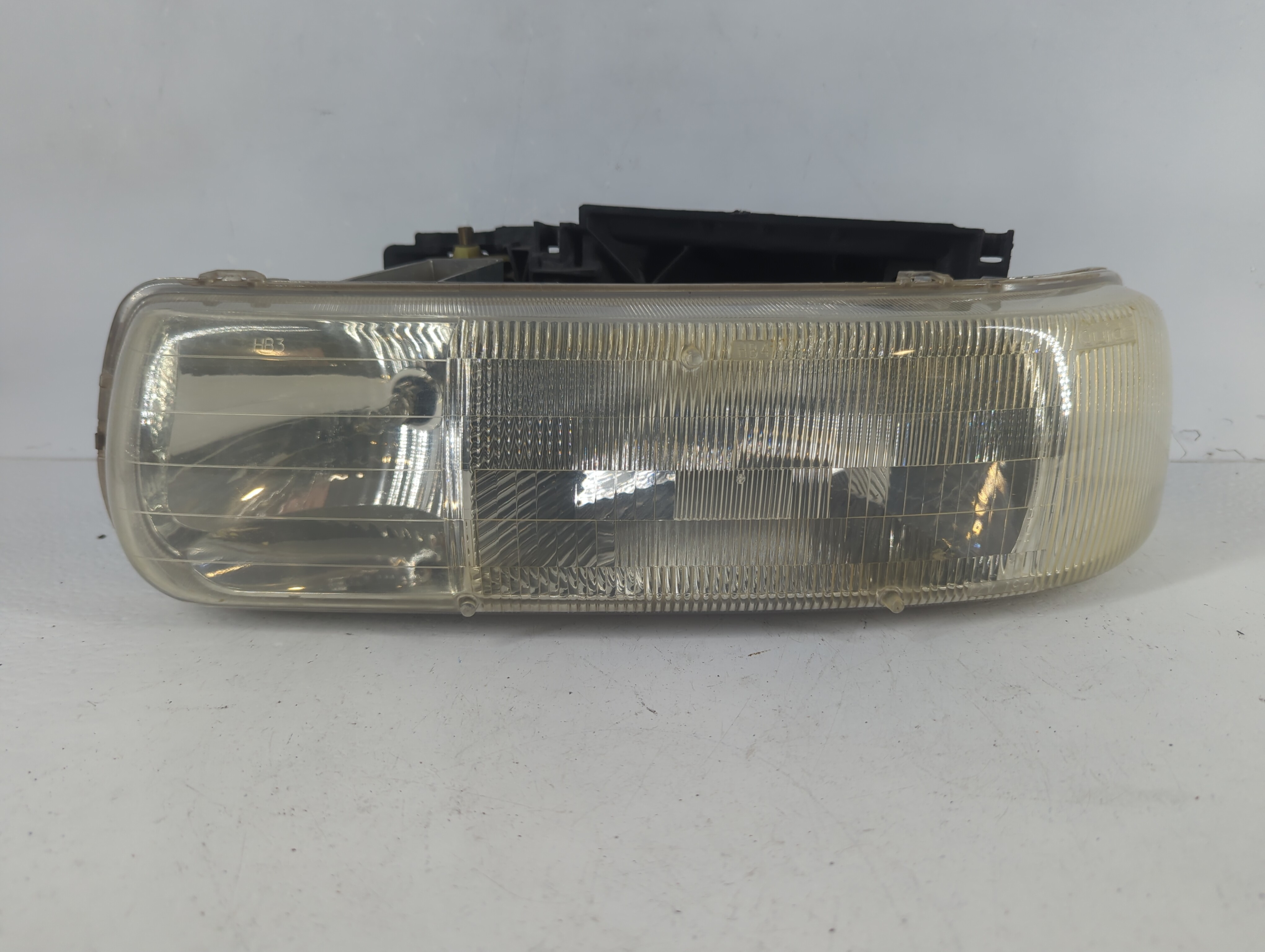 1999 Chevrolet Silverado 1500 Driver Left Oem Head Light Headlight Lamp 1084661 - Oemusedautoparts1.com