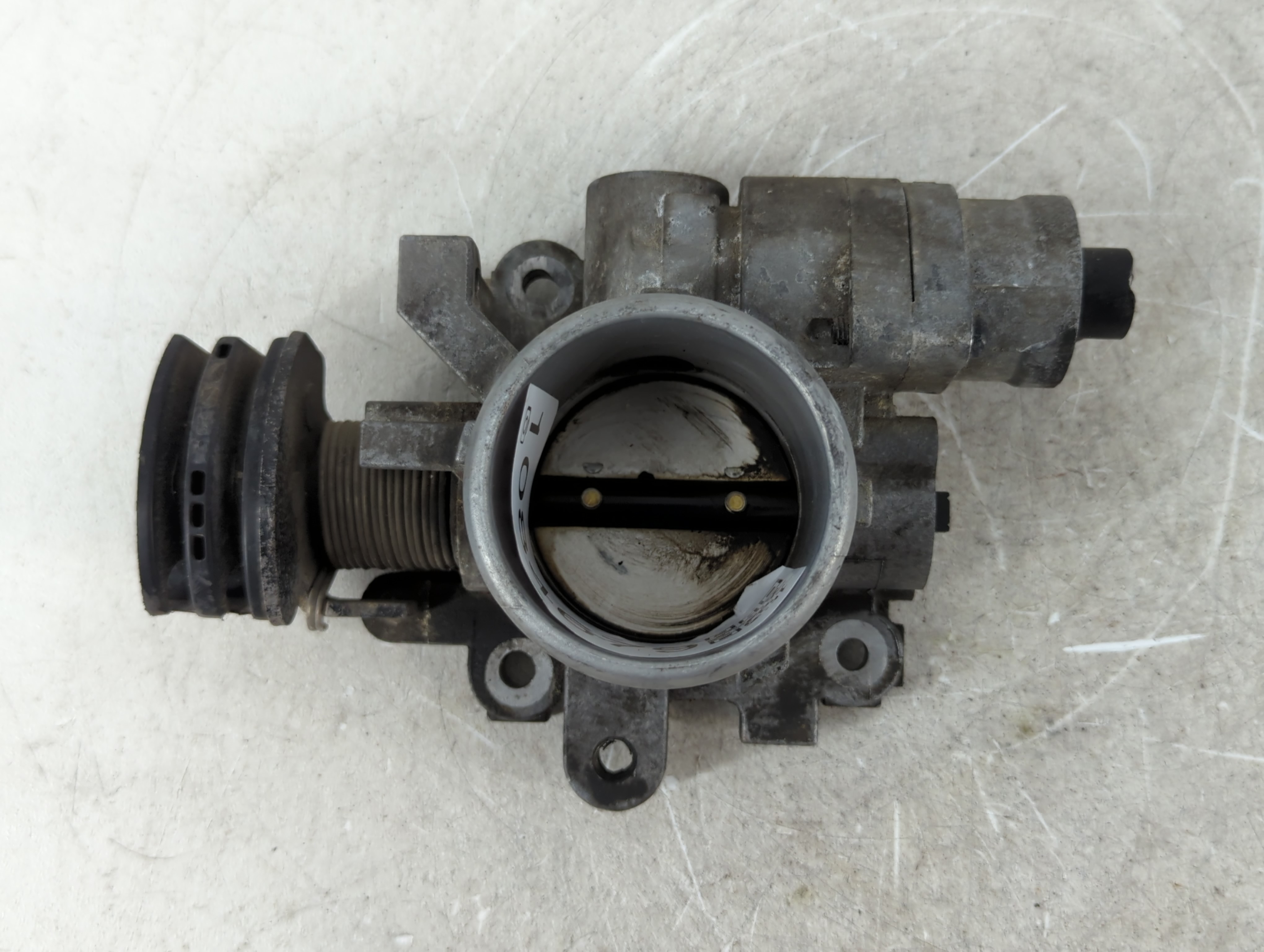 2004-2010 Chrysler Pt Cruiser Throttle Body 1084679 - Oemusedautoparts1.com