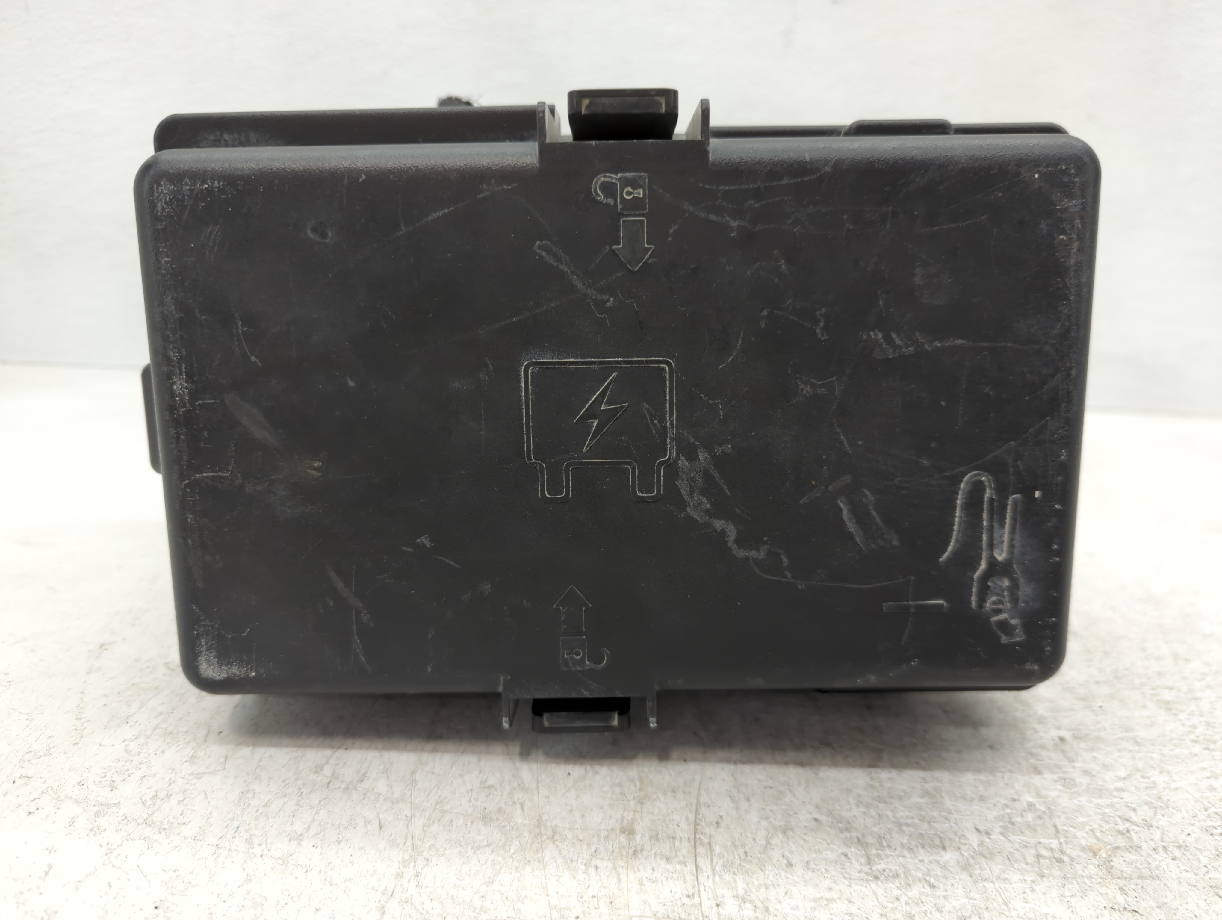 2018-2019 Chrysler Pacifica Fusebox Fuse Box Relay Module 6351-4041-001 1084686 - Oemusedautoparts1.com