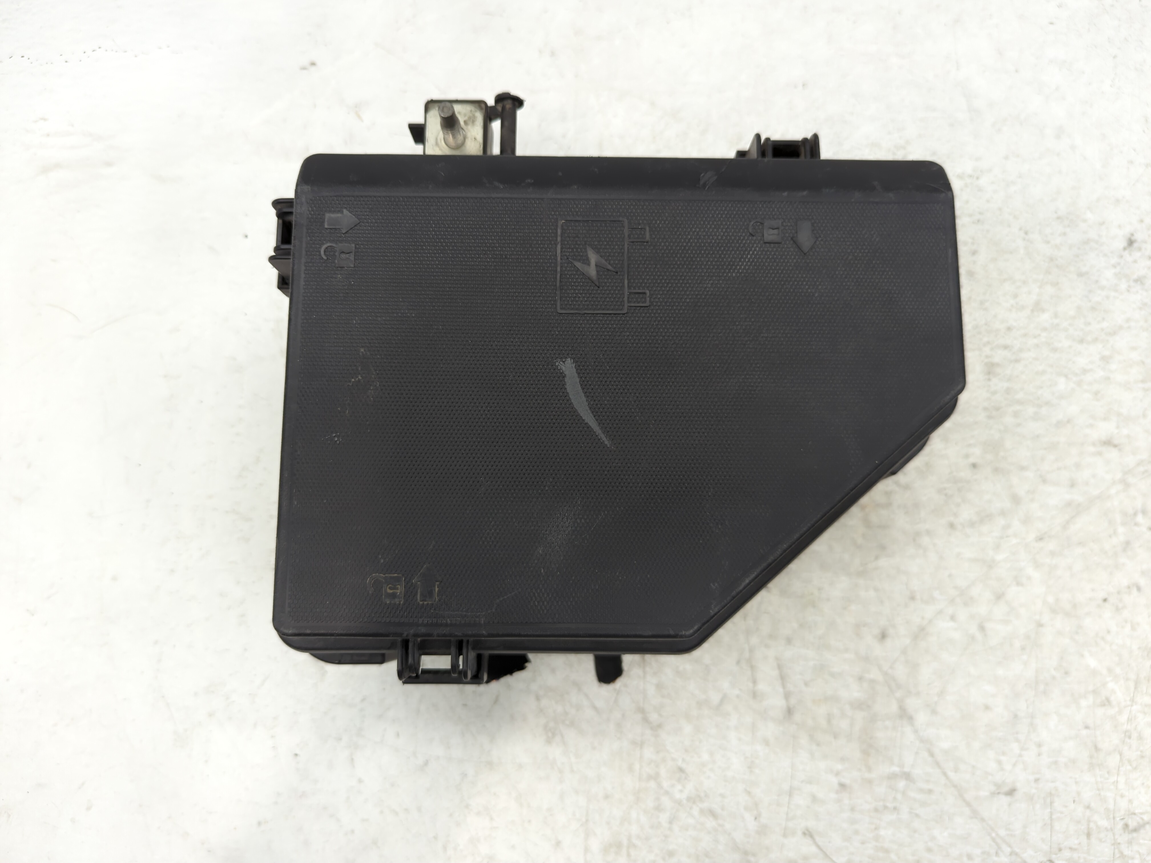 Chevrolet Traverse Fusebox Fuse Box Relay Module 25909568 1084694 - Oemusedautoparts1.com