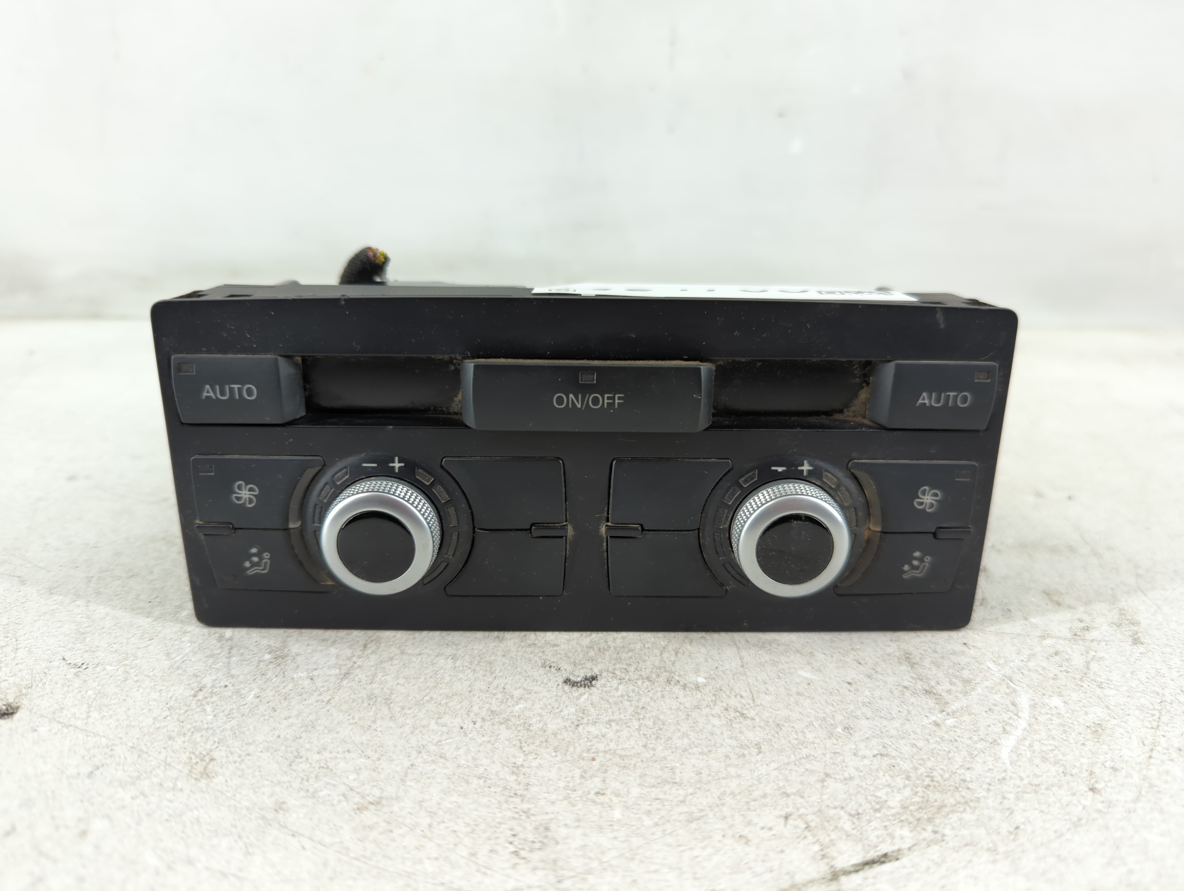 2013-2015 Audi Q7 Ac Heater Climate Control 748 051-11|4l0 820 043 Ap 1084706 - Oemusedautoparts1.com