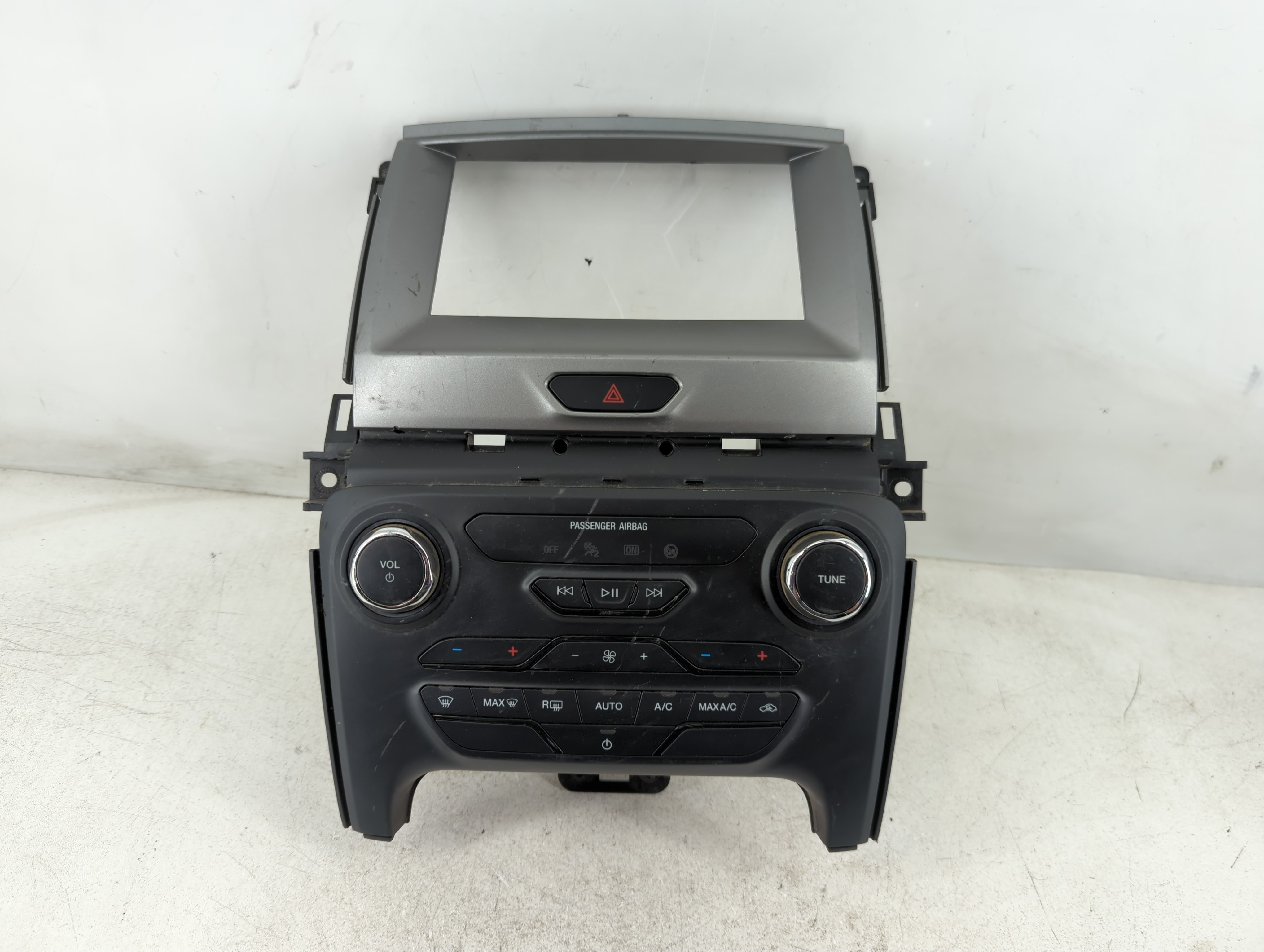 2019-2022 Ford Ranger Ac Heater Climate Control Kb3t-18e245-kd 1084738 - Oemusedautoparts1.com