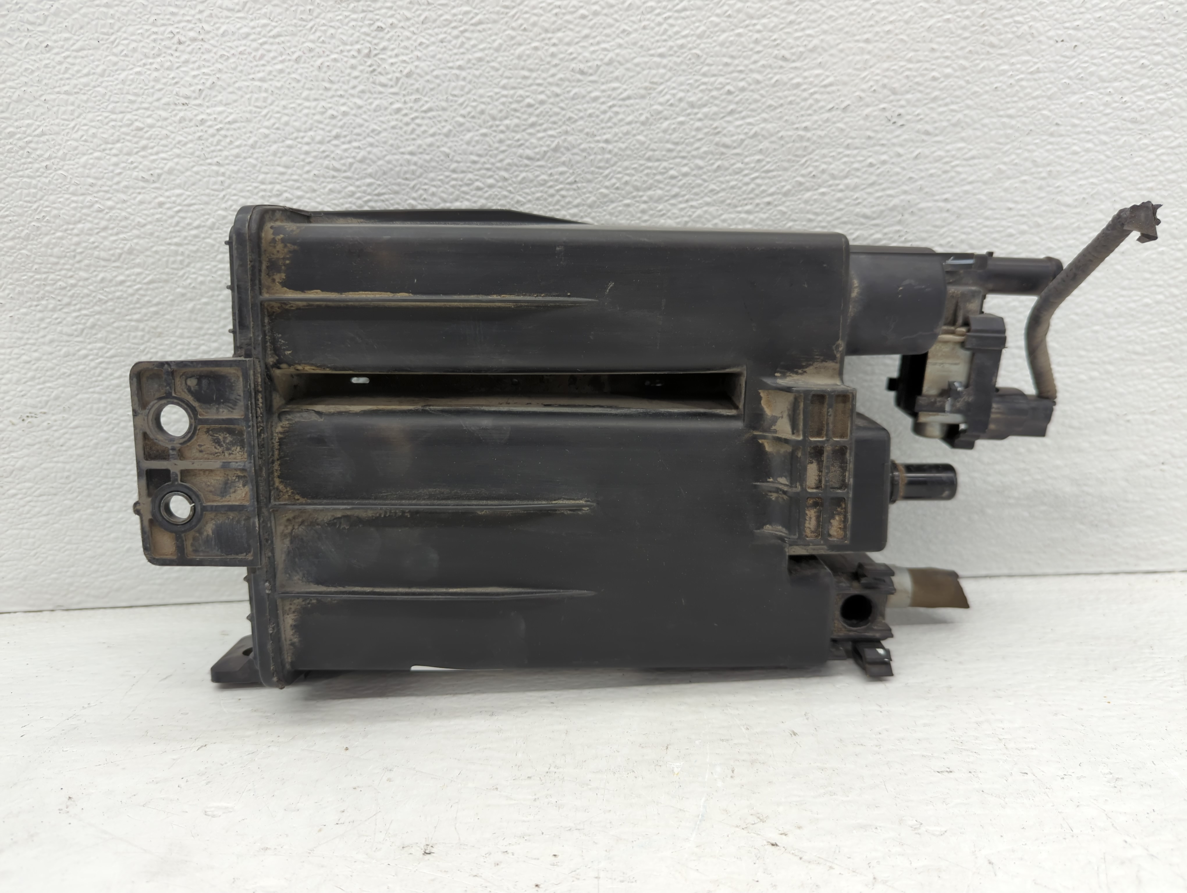 2015 Nissan Altima Fuel Vapor Charcoal Canister 1084745 - Oemusedautoparts1.com
