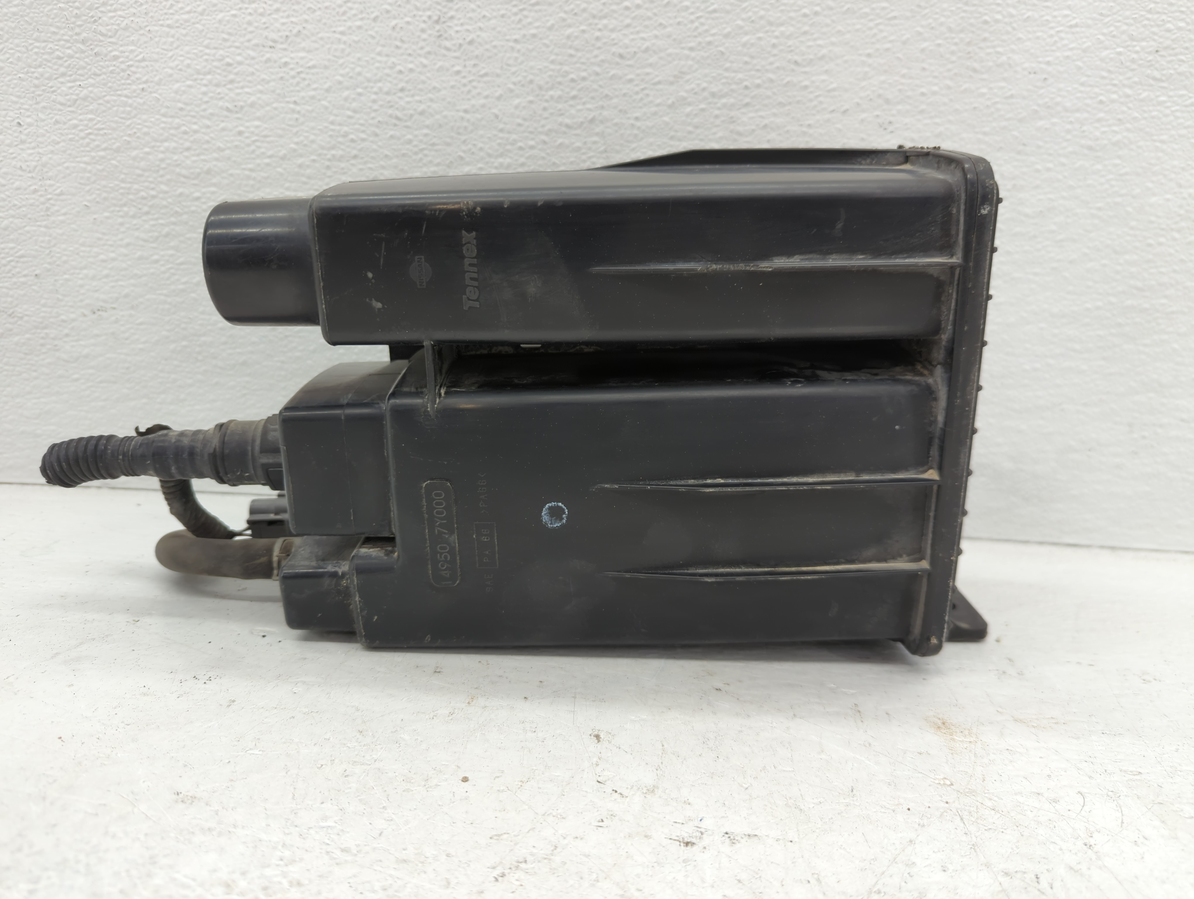 Picture of 2014 Nissan Rogue Fuel Vapor Charcoal Canister 1084747