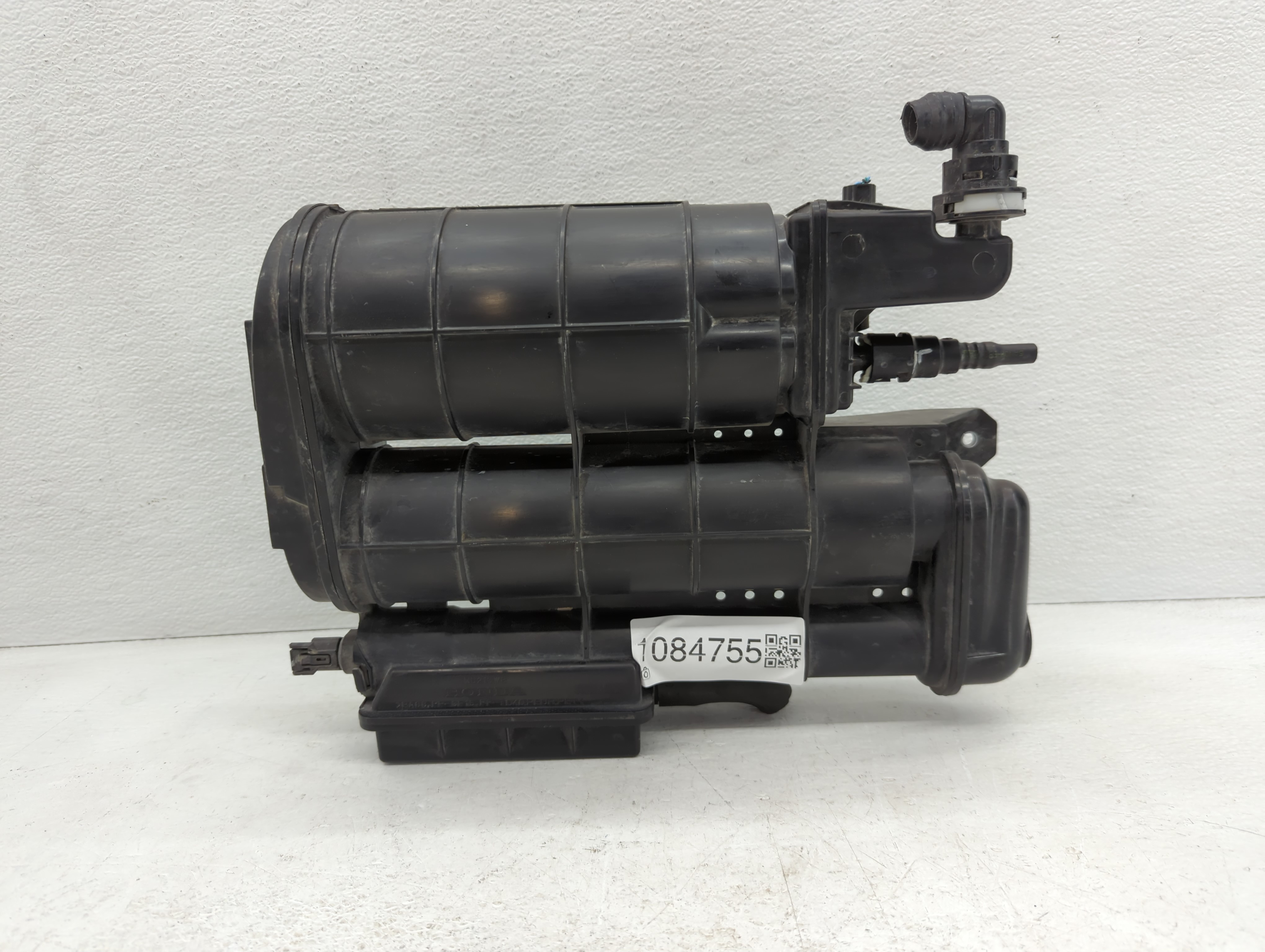Picture of 2016 Honda Pilot Fuel Vapor Charcoal Canister 1084755