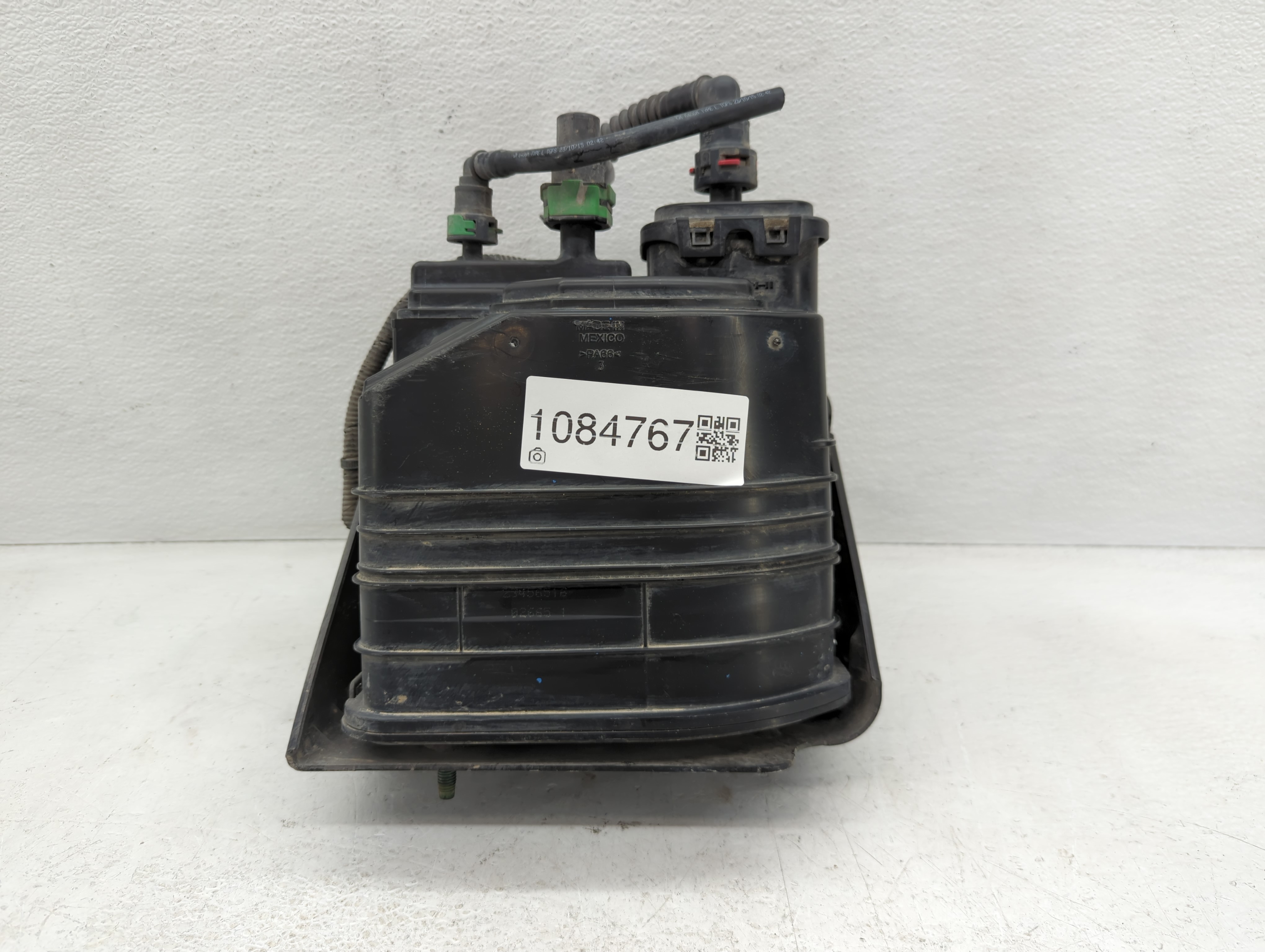 2016 Chevrolet Colorado Fuel Vapor Charcoal Canister 1084767 - Oemusedautoparts1.com