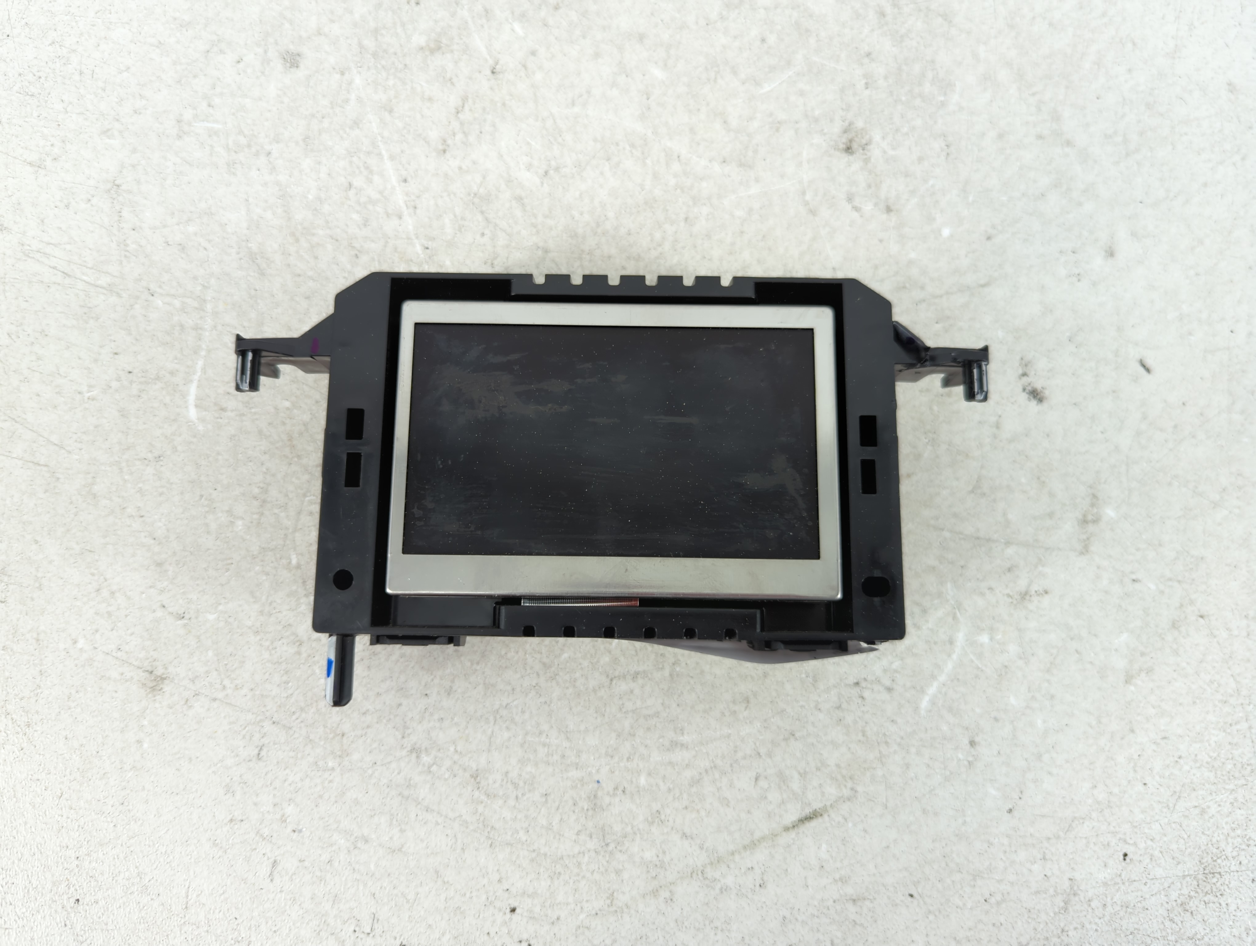 2017-2019 Ford Escape Information Display Screen 1084777 - Oemusedautoparts1.com