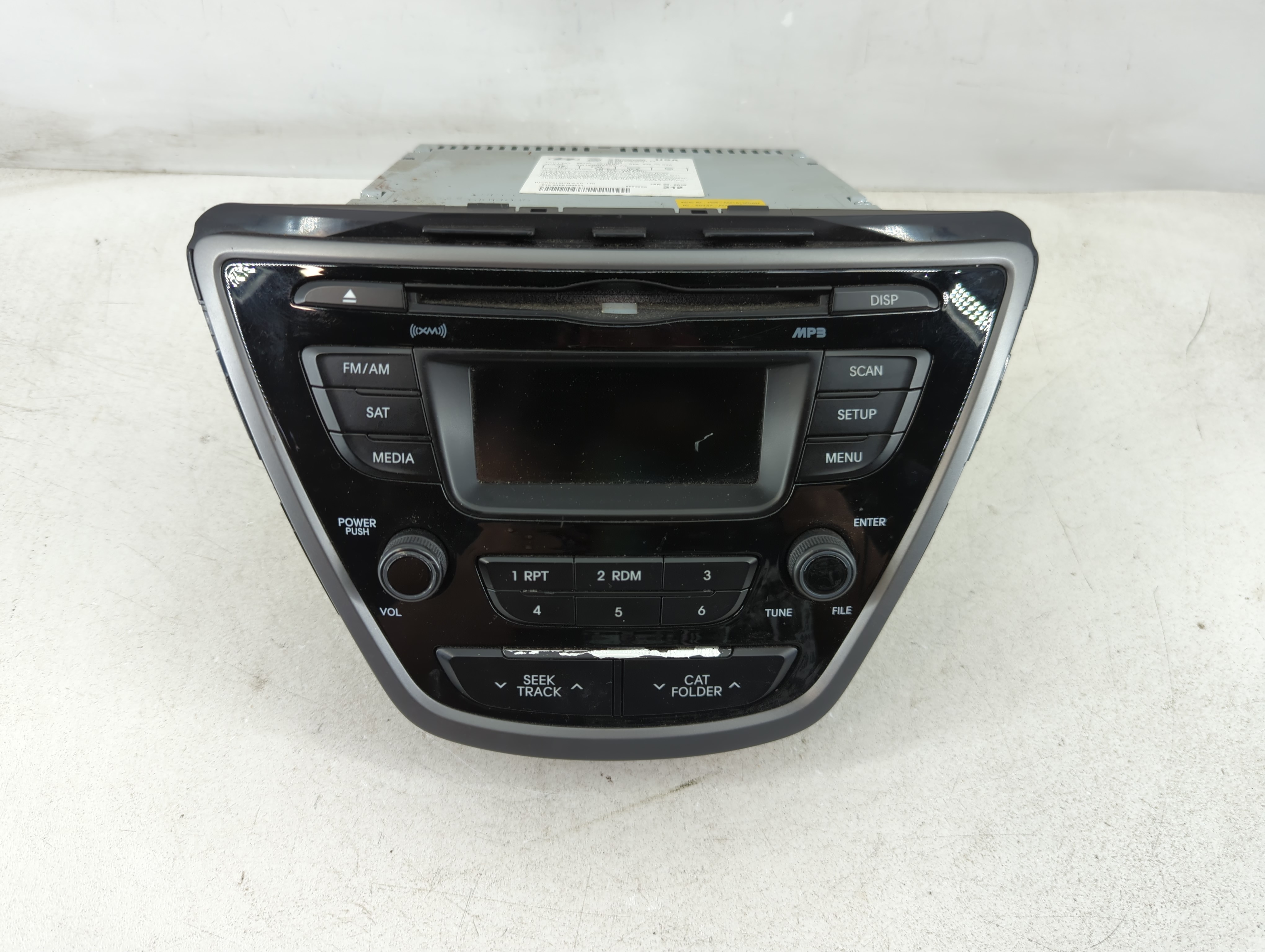 2014-2016 Hyundai Elantra Am Fm Cd Player Radio Receiver 1084800 - Oemusedautoparts1.com