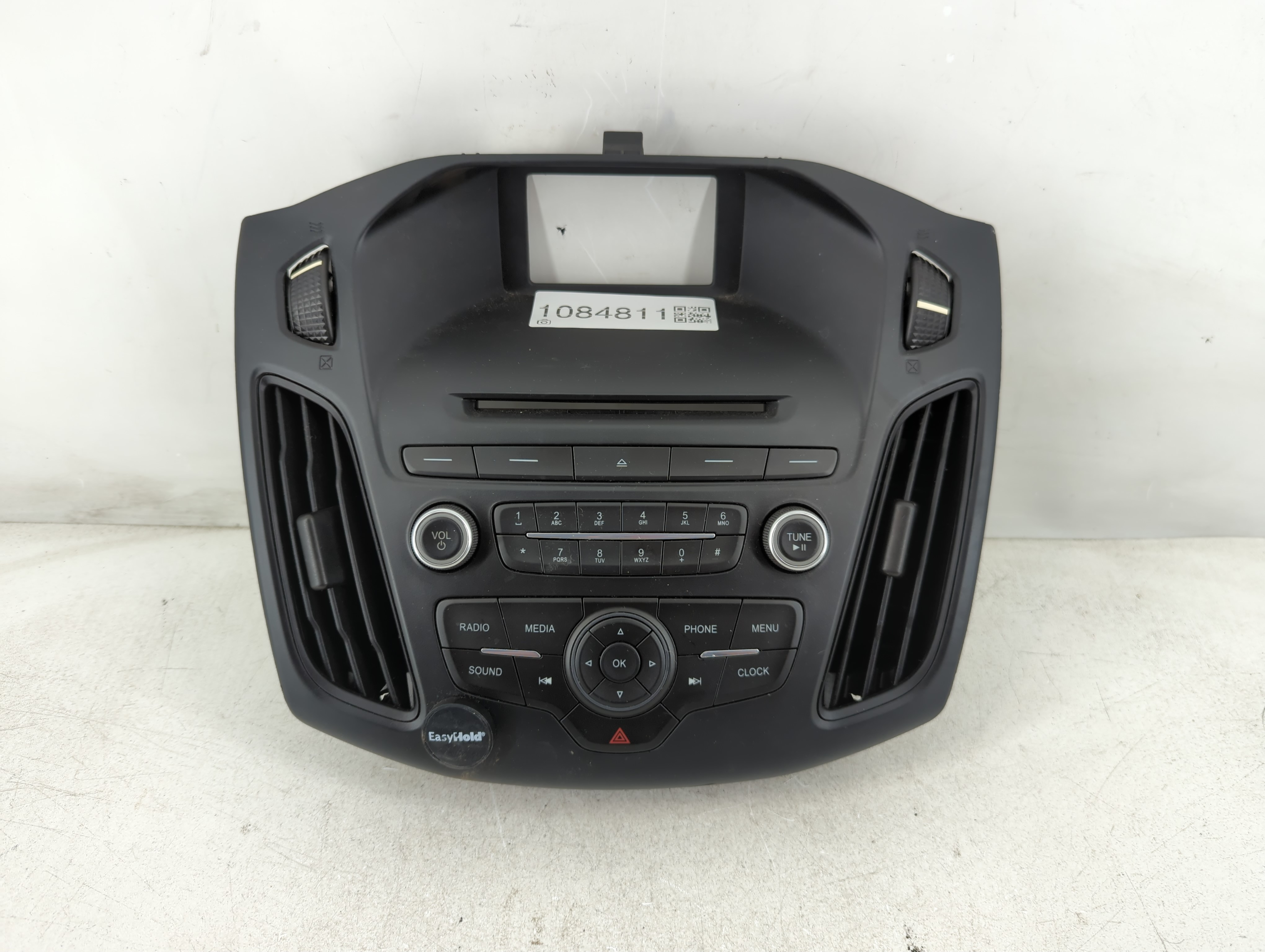 2015-2018 Ford Focus Am Fm Cd Player Radio Receiver 1084811 - Oemusedautoparts1.com