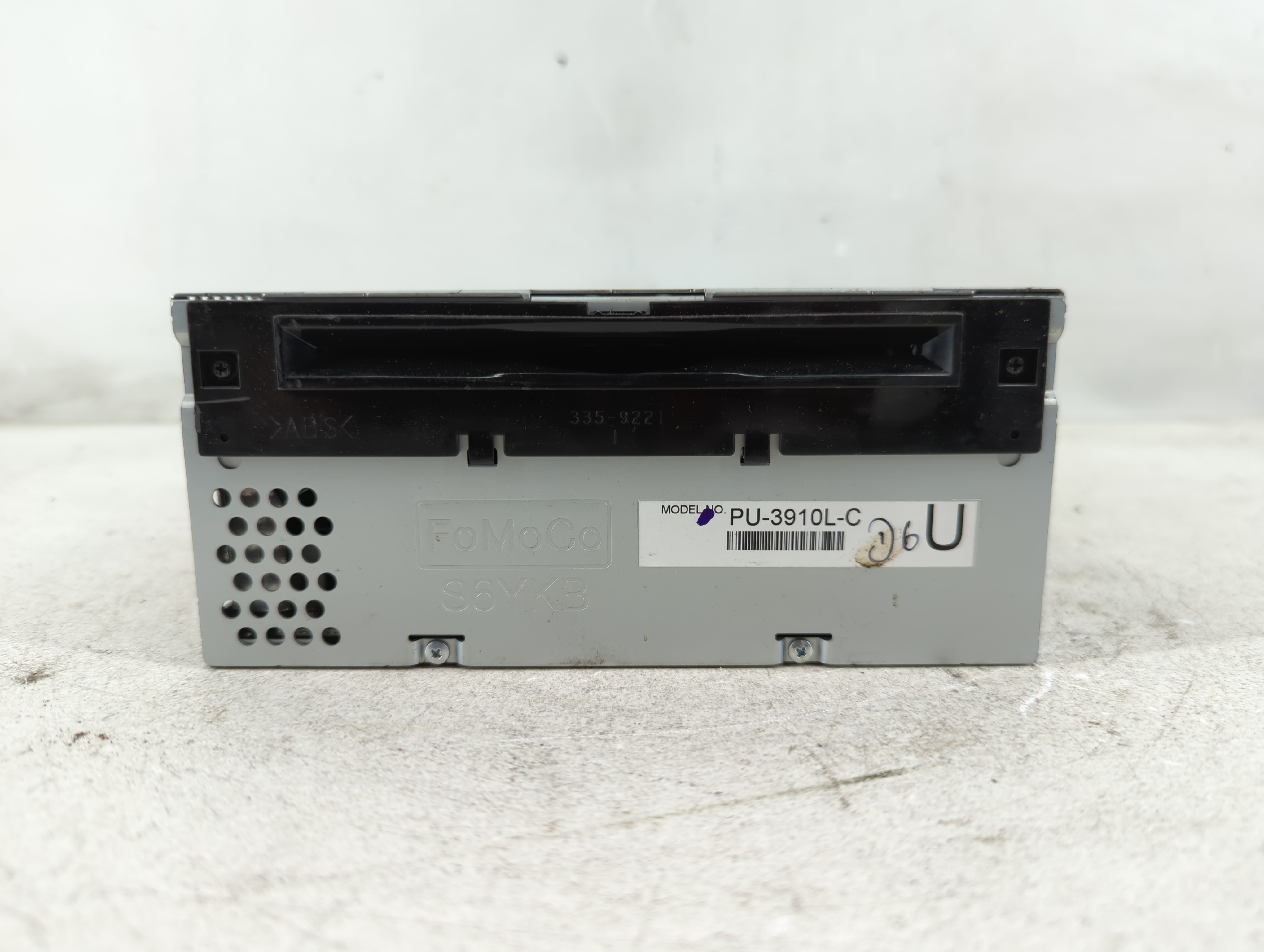 2014-2014 Ford Edge Am Fm Cd Player Radio Receiver 1084840 - Oemusedautoparts1.com
