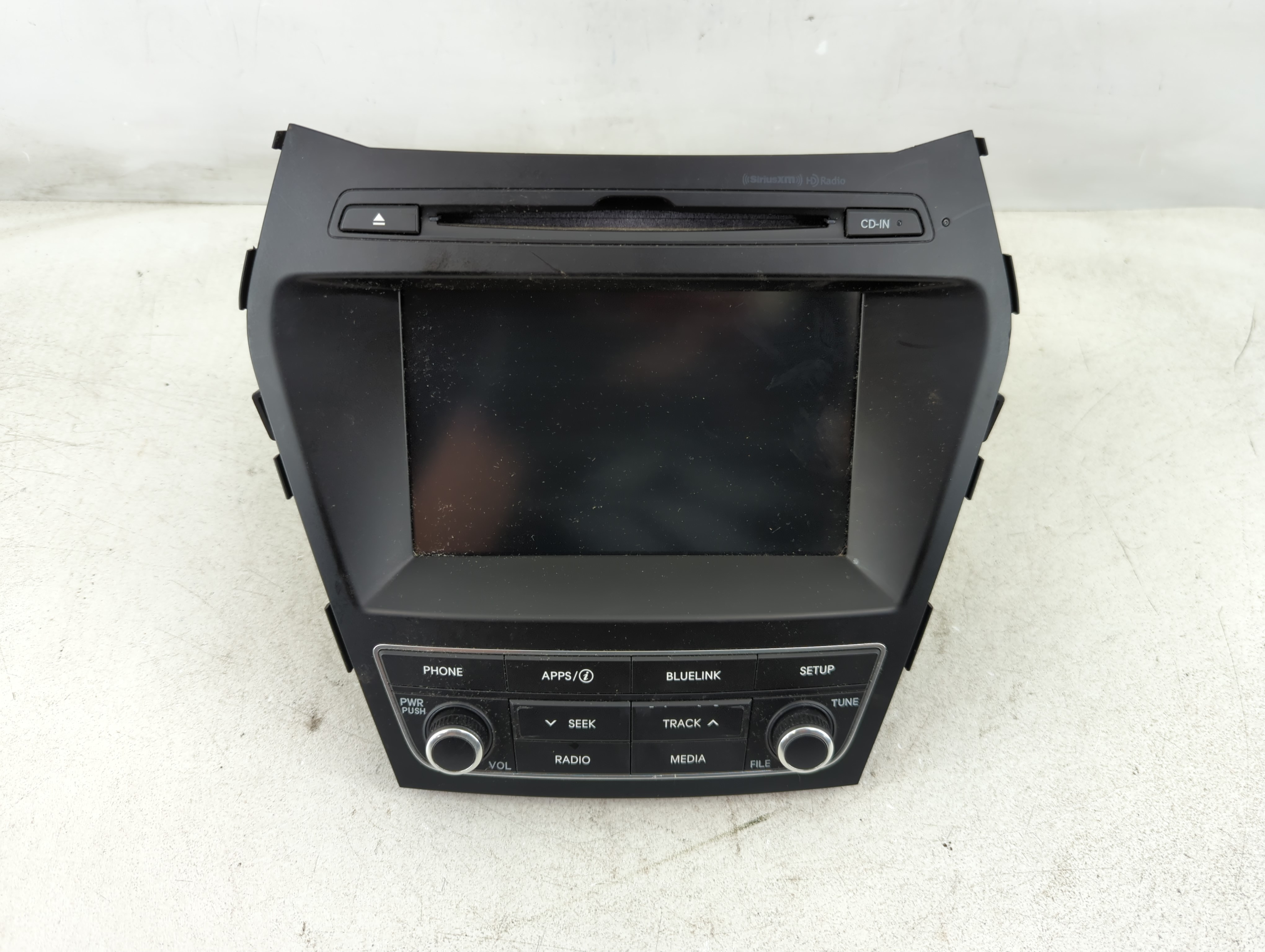 2017-2018 Hyundai Santa Fe Am Fm Cd Player Radio Receiver 1084847 - Oemusedautoparts1.com
