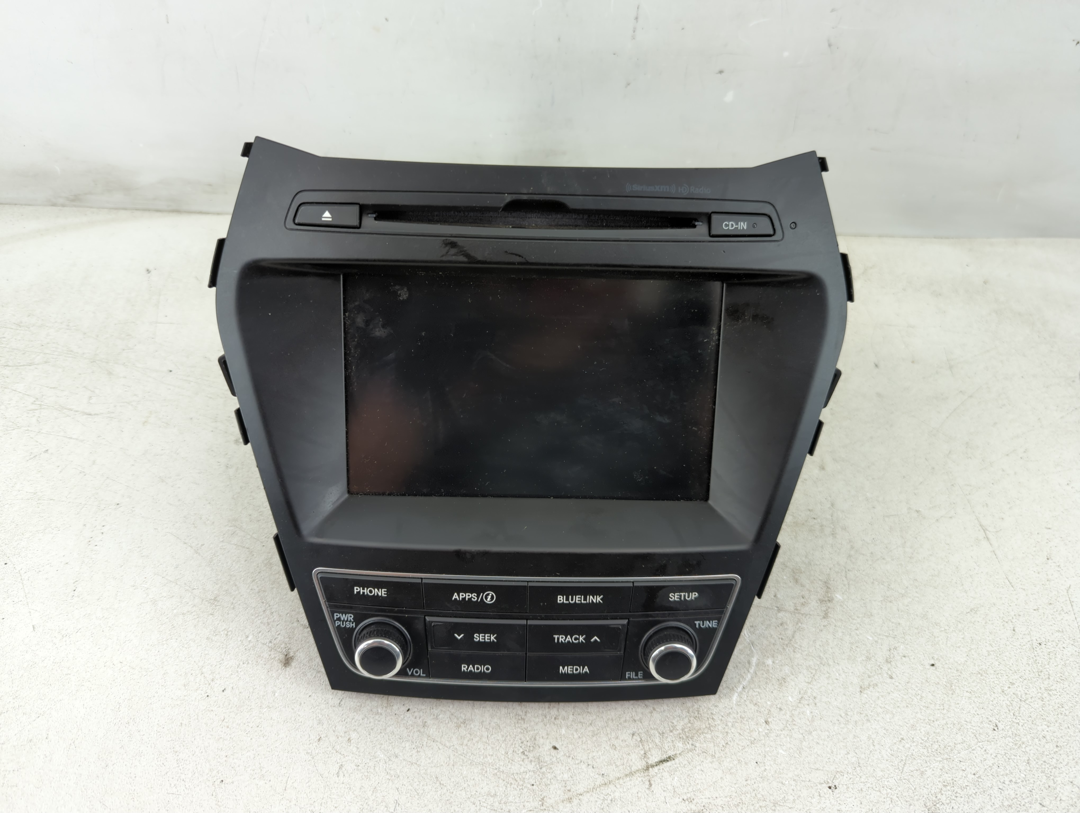 2017-2018 Hyundai Santa Fe Am Fm Cd Player Radio Receiver 1084850 - Oemusedautoparts1.com