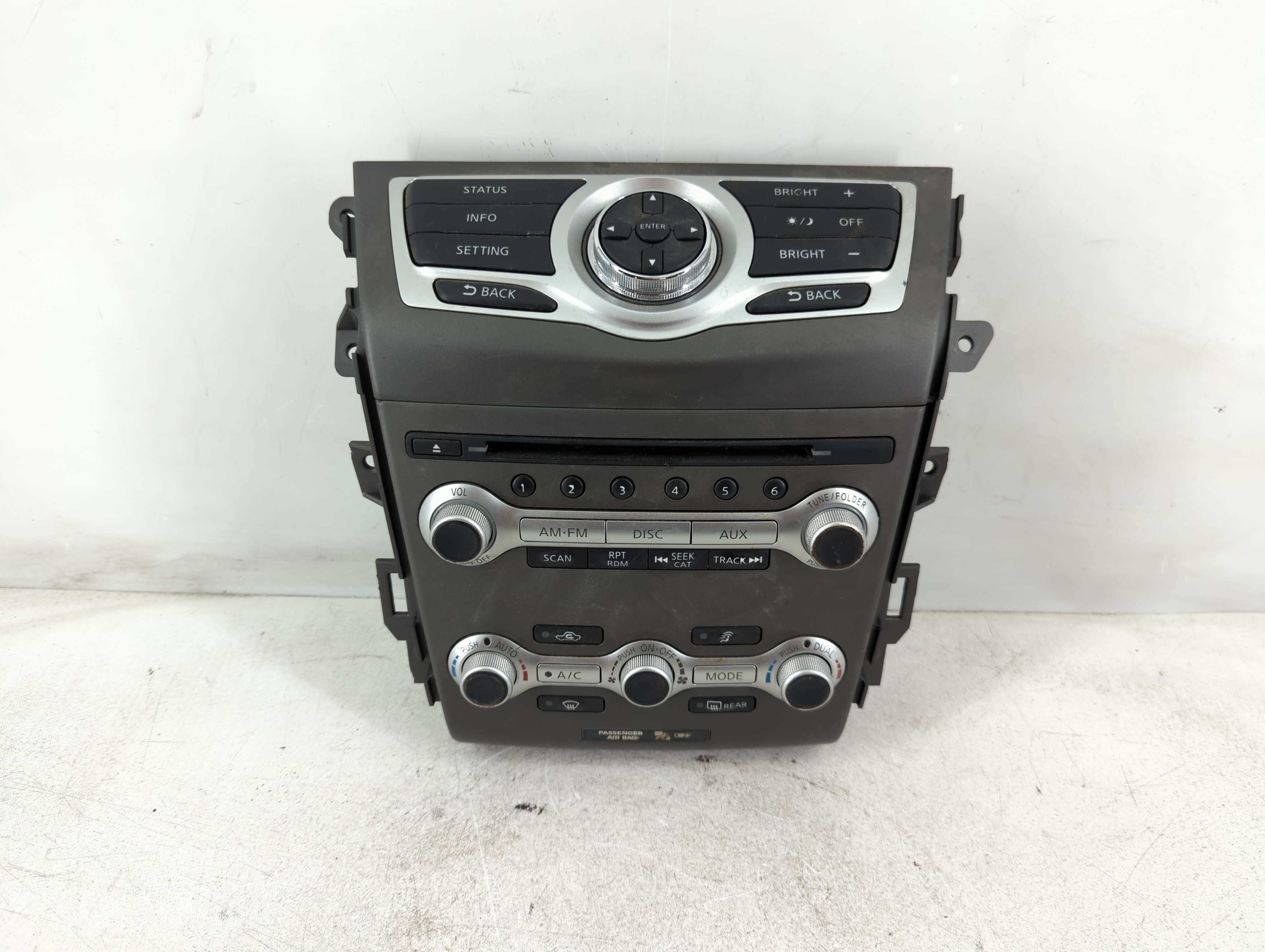 2011-2014 Nissan Murano Am Fm Cd Player Radio Receiver 1084854 - Oemusedautoparts1.com