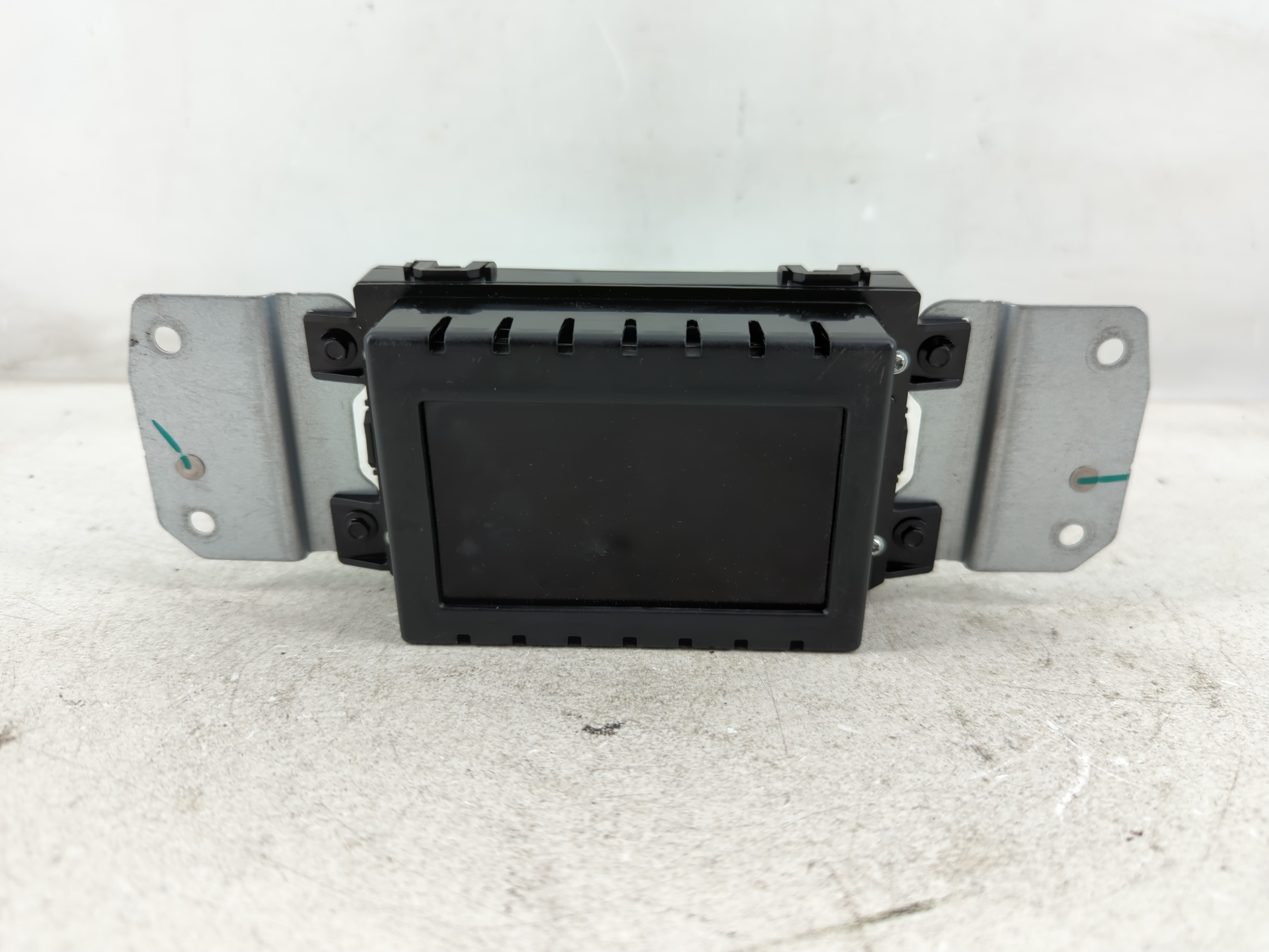 2014-2016 Ford Fusion Information Display Screen 1084866 - Oemusedautoparts1.com