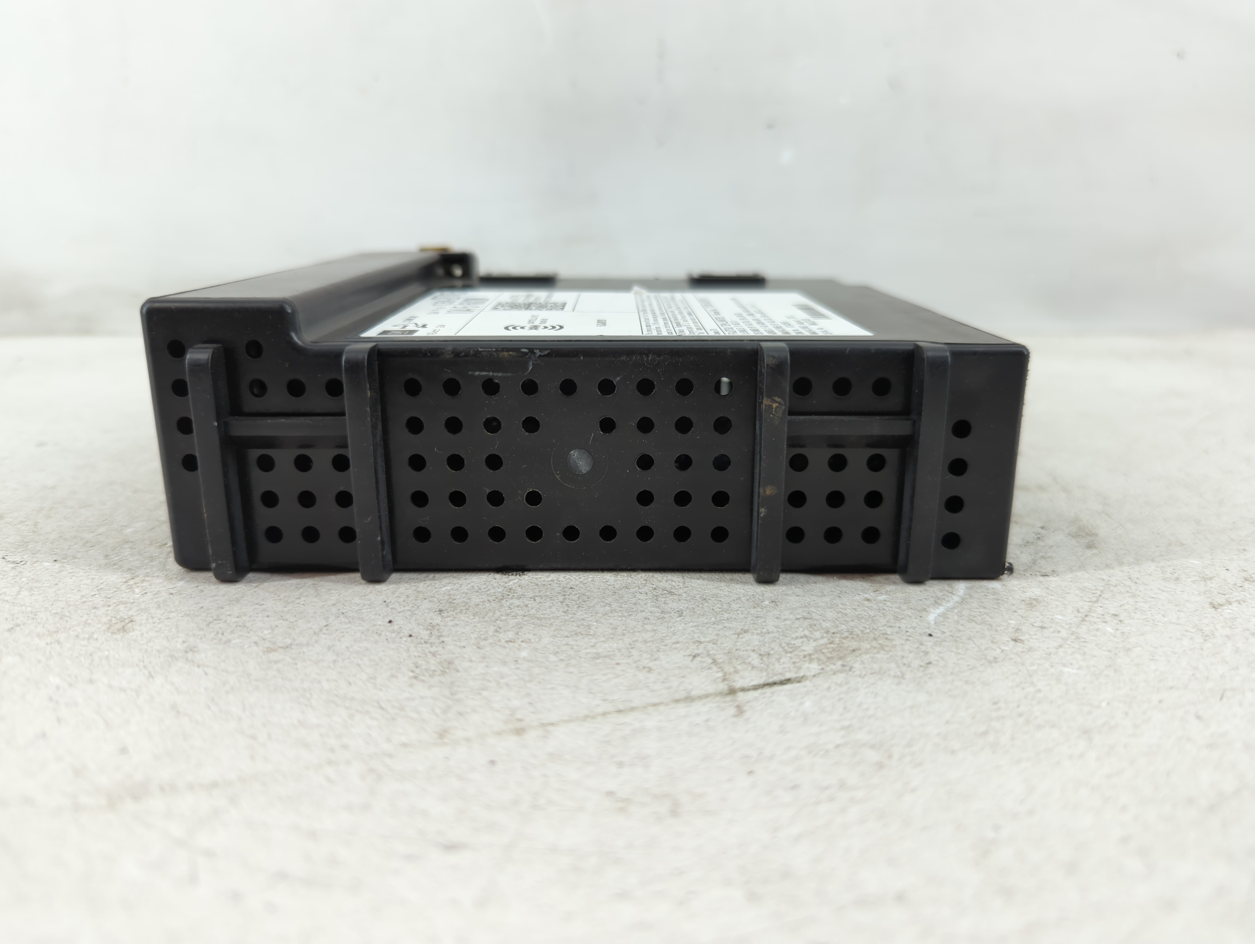2014-2014 Chevrolet Silverado 1500 Am Fm Cd Player Radio Receiver 1084888 - Oemusedautoparts1.com
