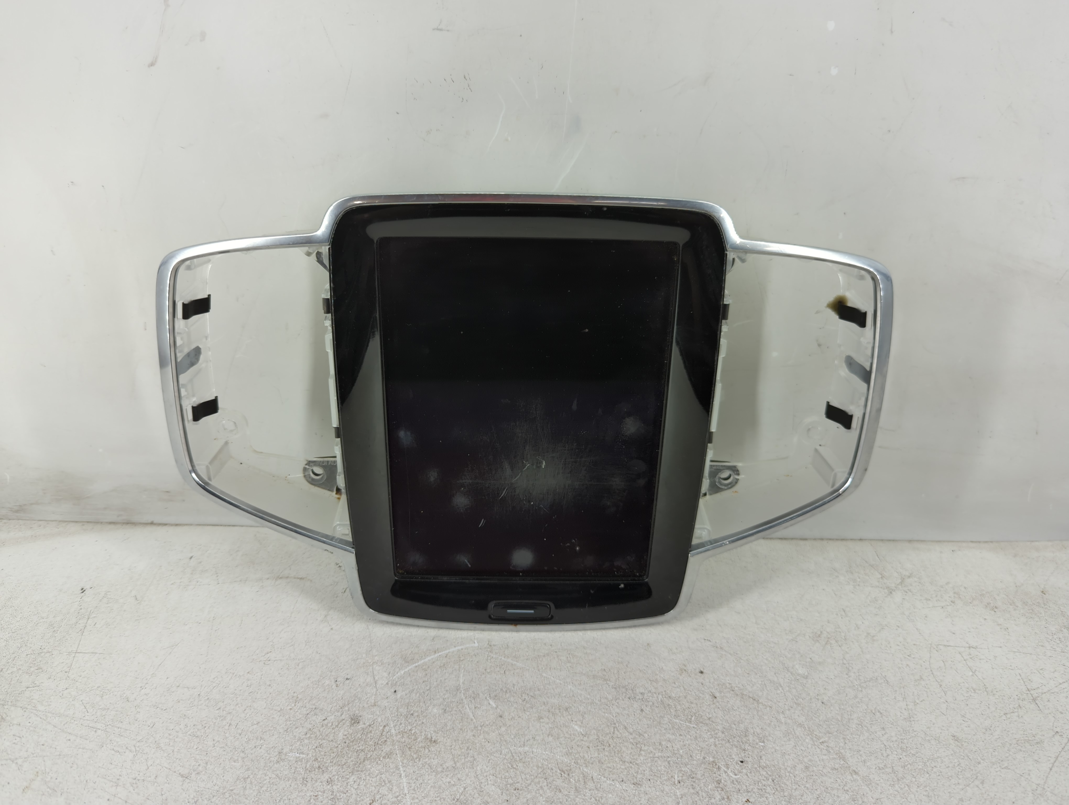 2016-2018 Volvo Xc90 Information Display Screen 1084889 - Oemusedautoparts1.com