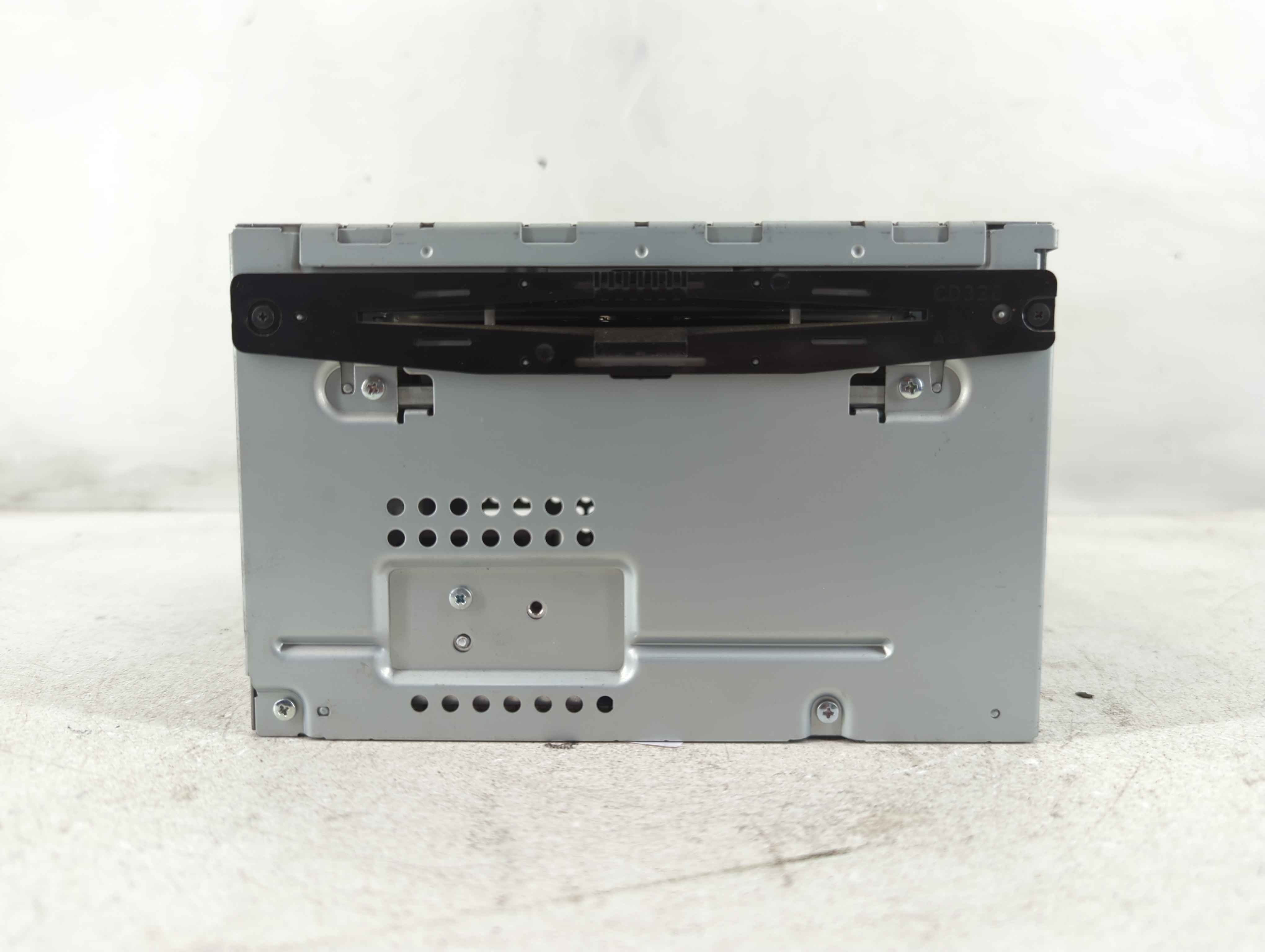 2010-2012 Ford Fusion Am Fm Cd Player Radio Receiver 1084904 - Oemusedautoparts1.com