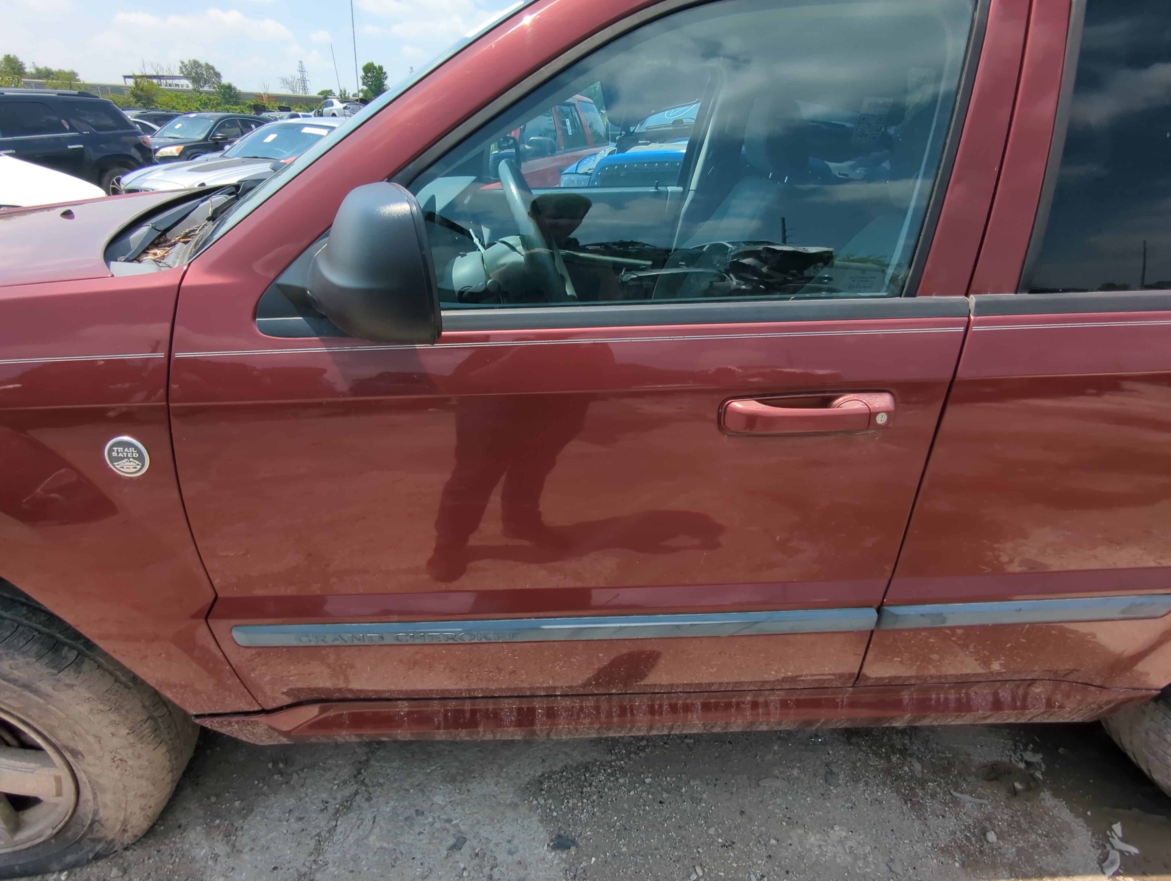 Picture of 2006-2007 Jeep Grand Cherokee Driver Front Door Oem 1085039