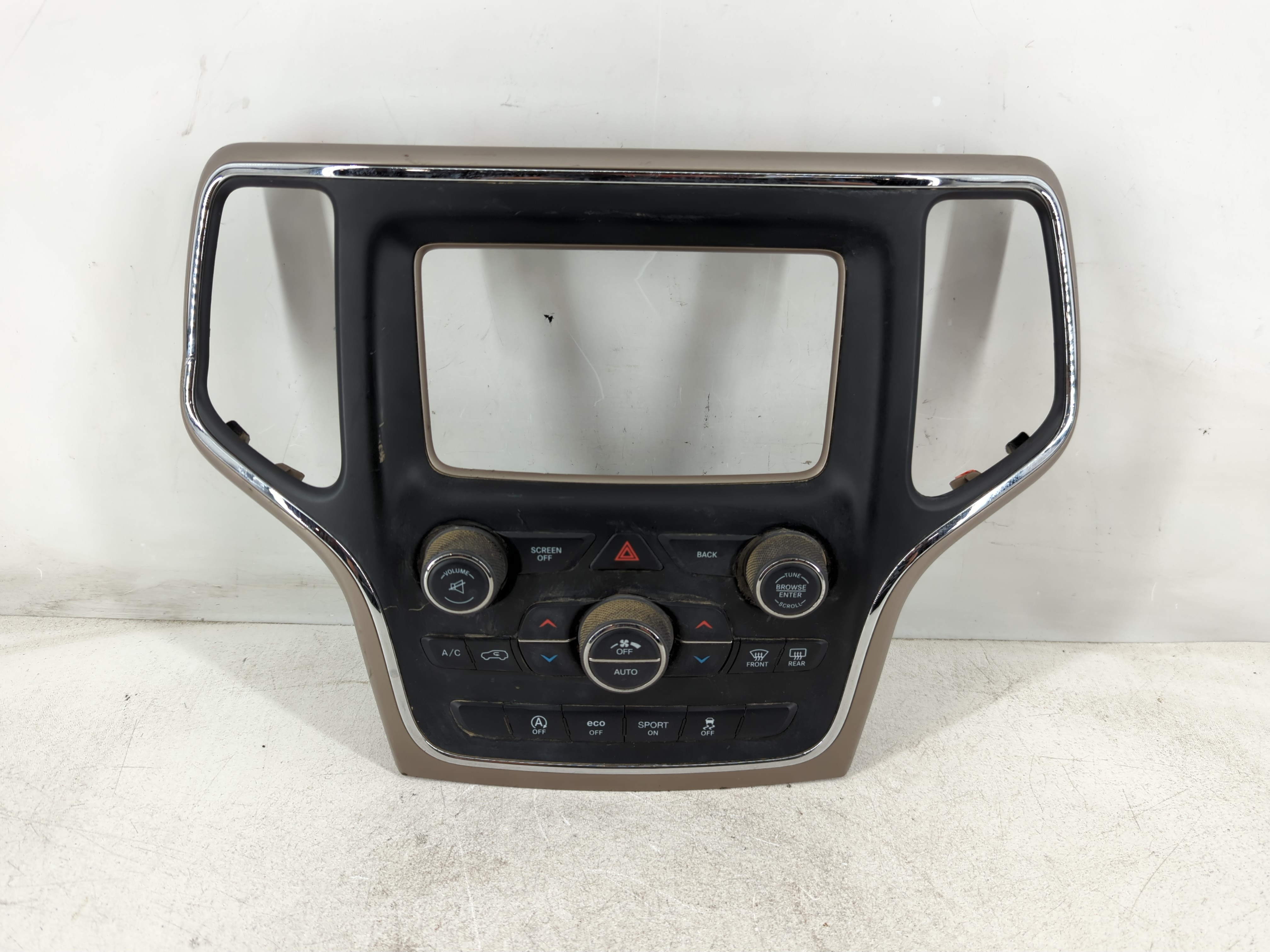 2016-2017 Jeep Grand Cherokee Ac Heater Climate Control Temperature Oem 1085111 - Oemusedautoparts1.com