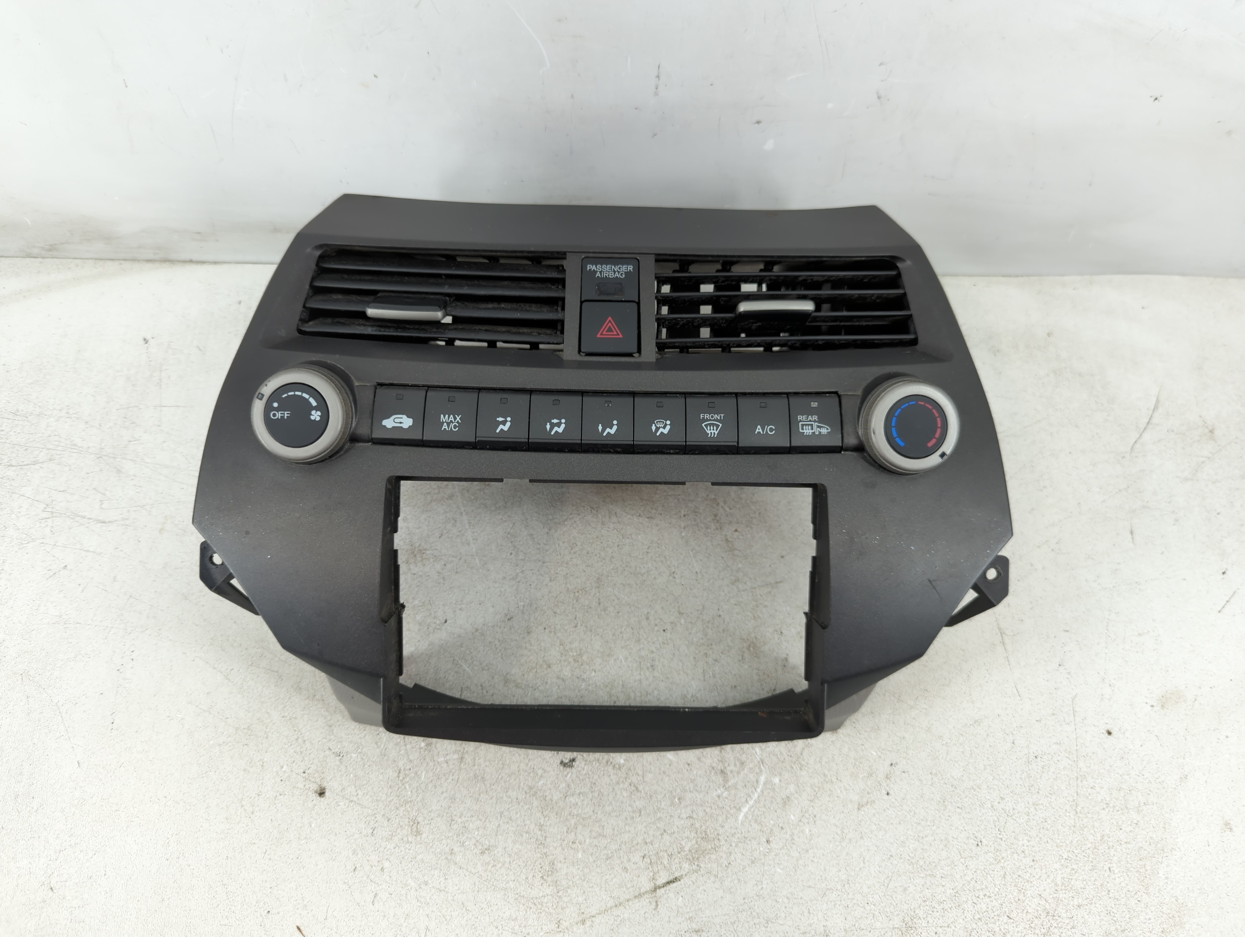 2010-2012 Honda Accord Ac Heater Climate Control 77260ta5 1085112 - Oemusedautoparts1.com