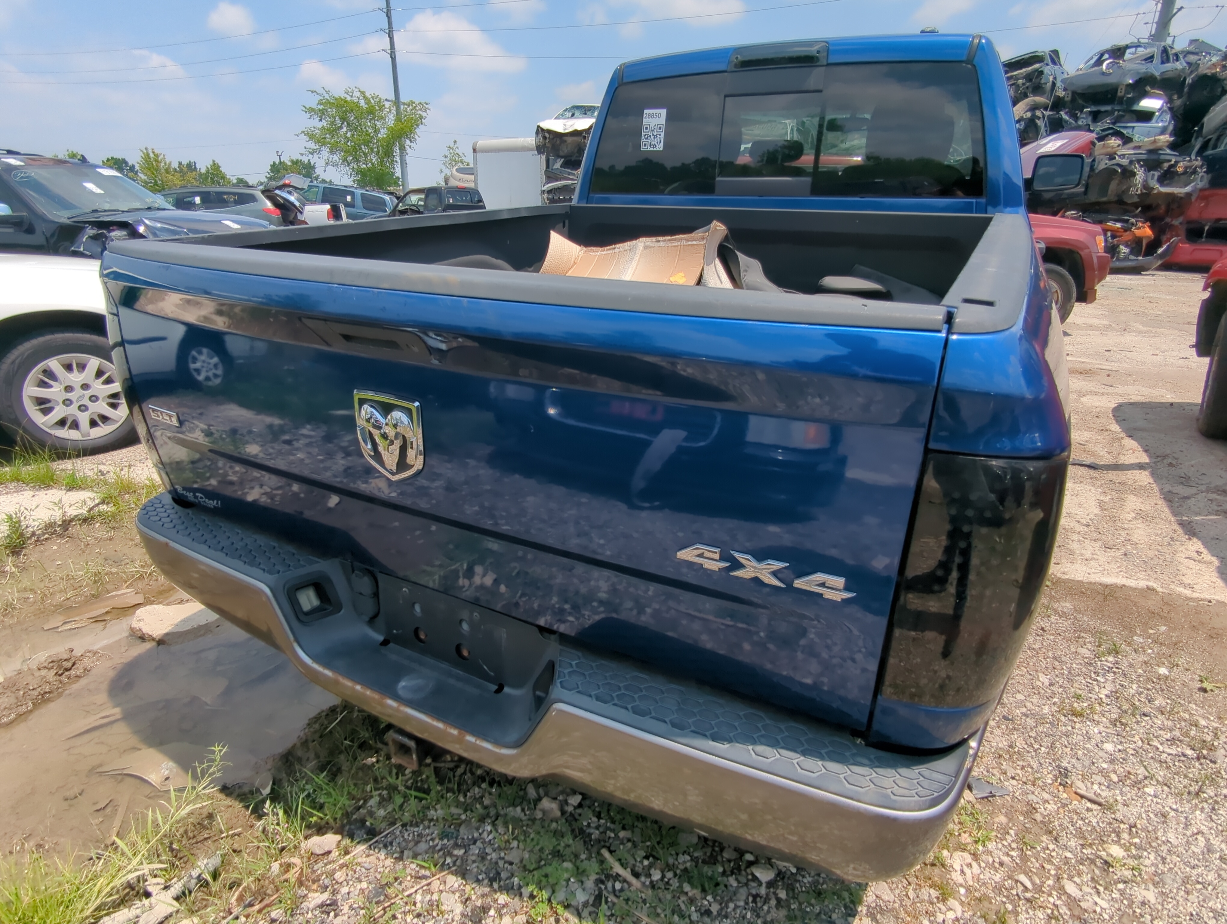 2011-2011 Ram 1500 Trunk/decklid/hatch/tailgate Oem 1085265 - Oemusedautoparts1.com