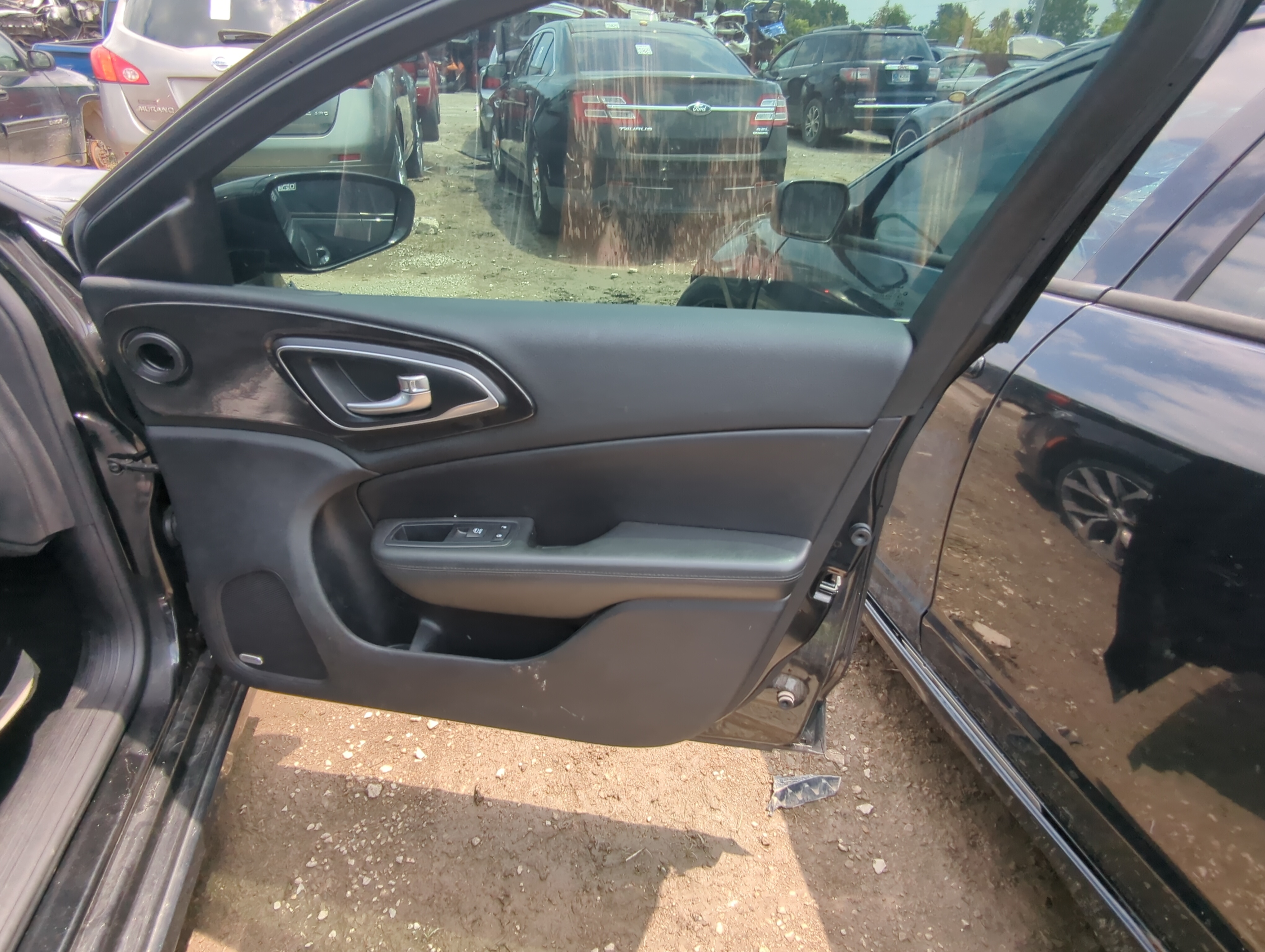 Picture of 2016 Chrysler 200 Front Right Passenger Interior Door Panel Trim 1085579
