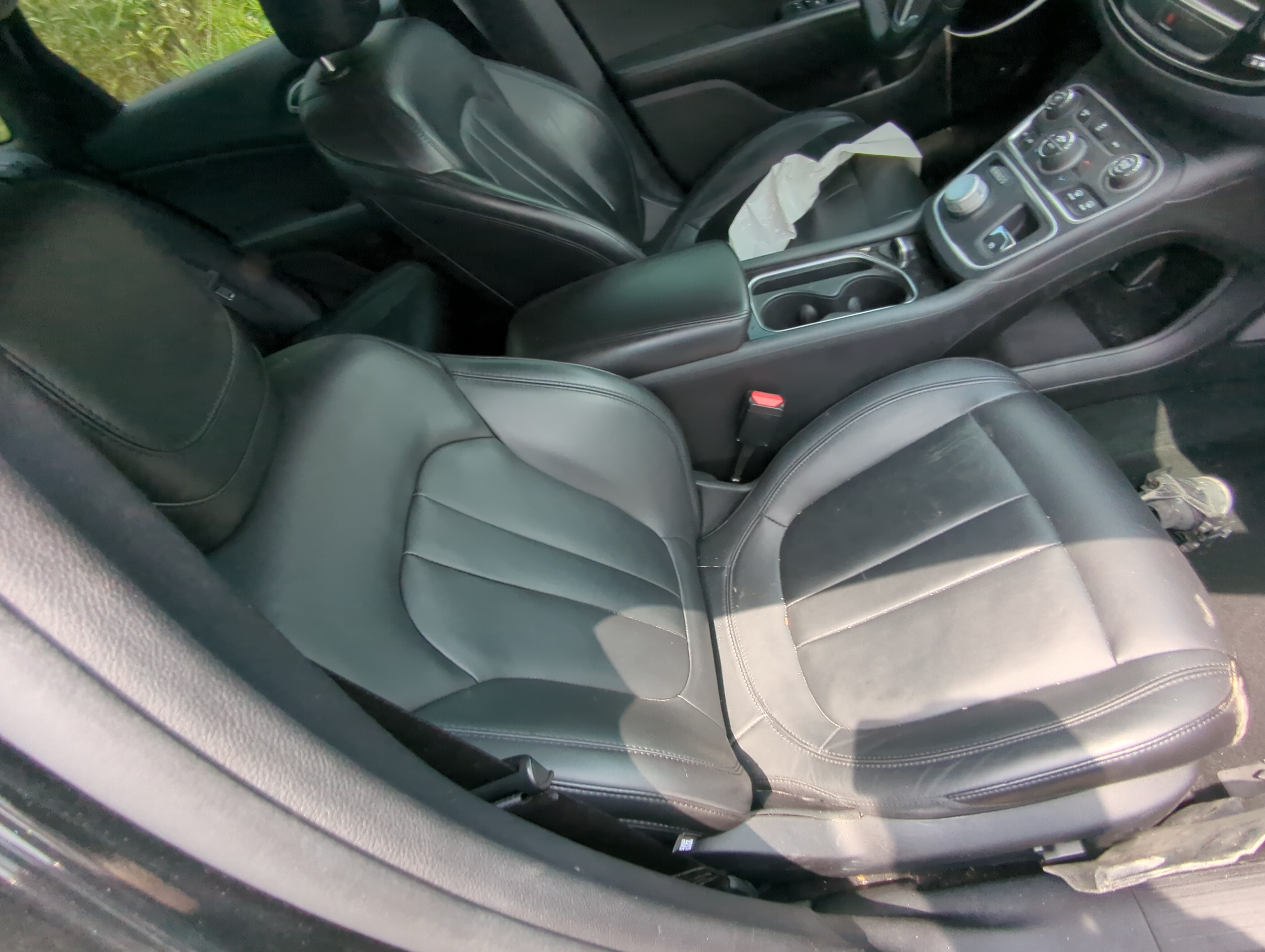 Picture of 2015-2017 Chrysler 200 Passenger Front Seat Oem 1085594