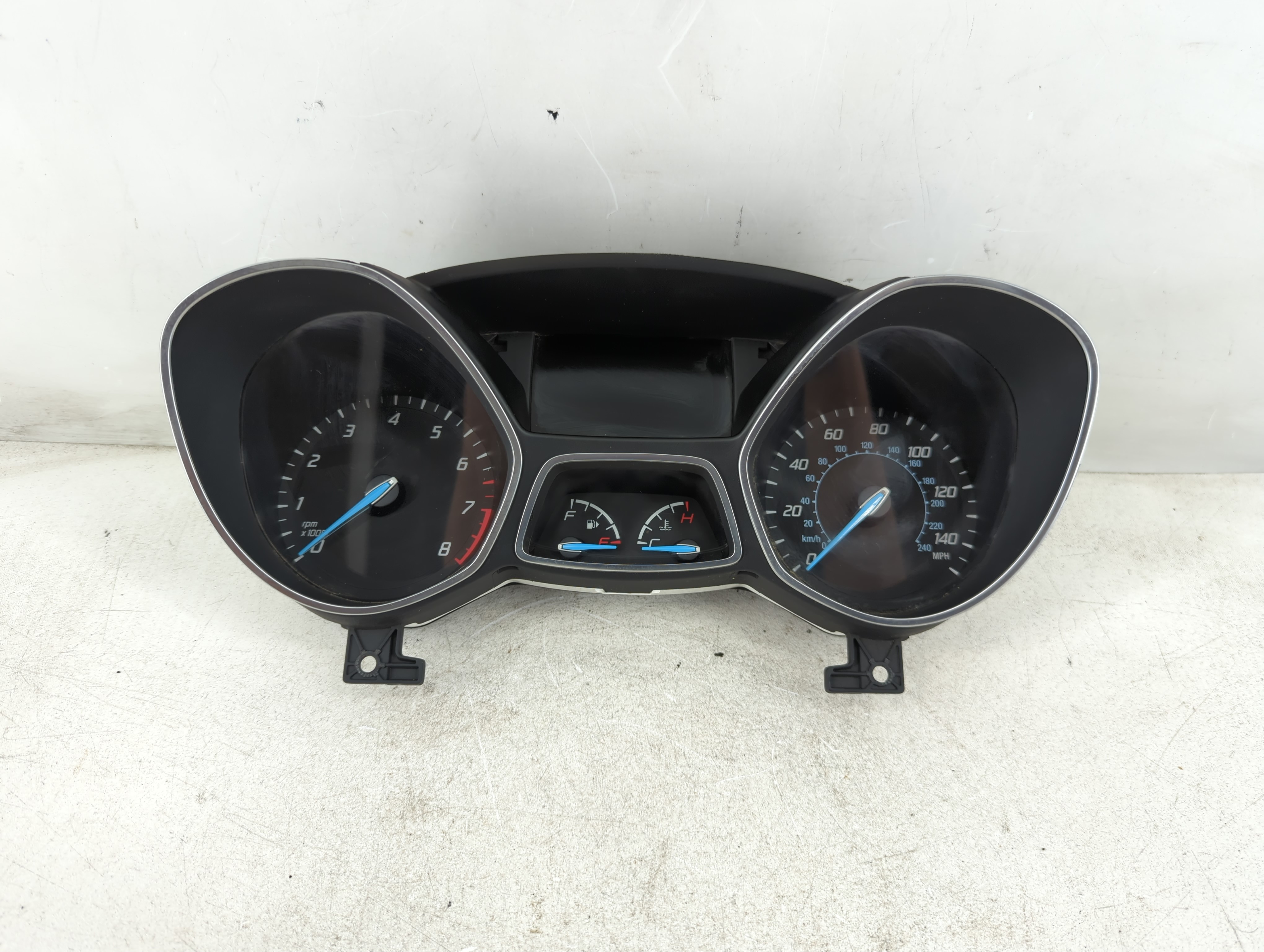 2014-2015 Ford Escape Speedometer Instrument Cluster Gauges 1085641 - Oemusedautoparts1.com
