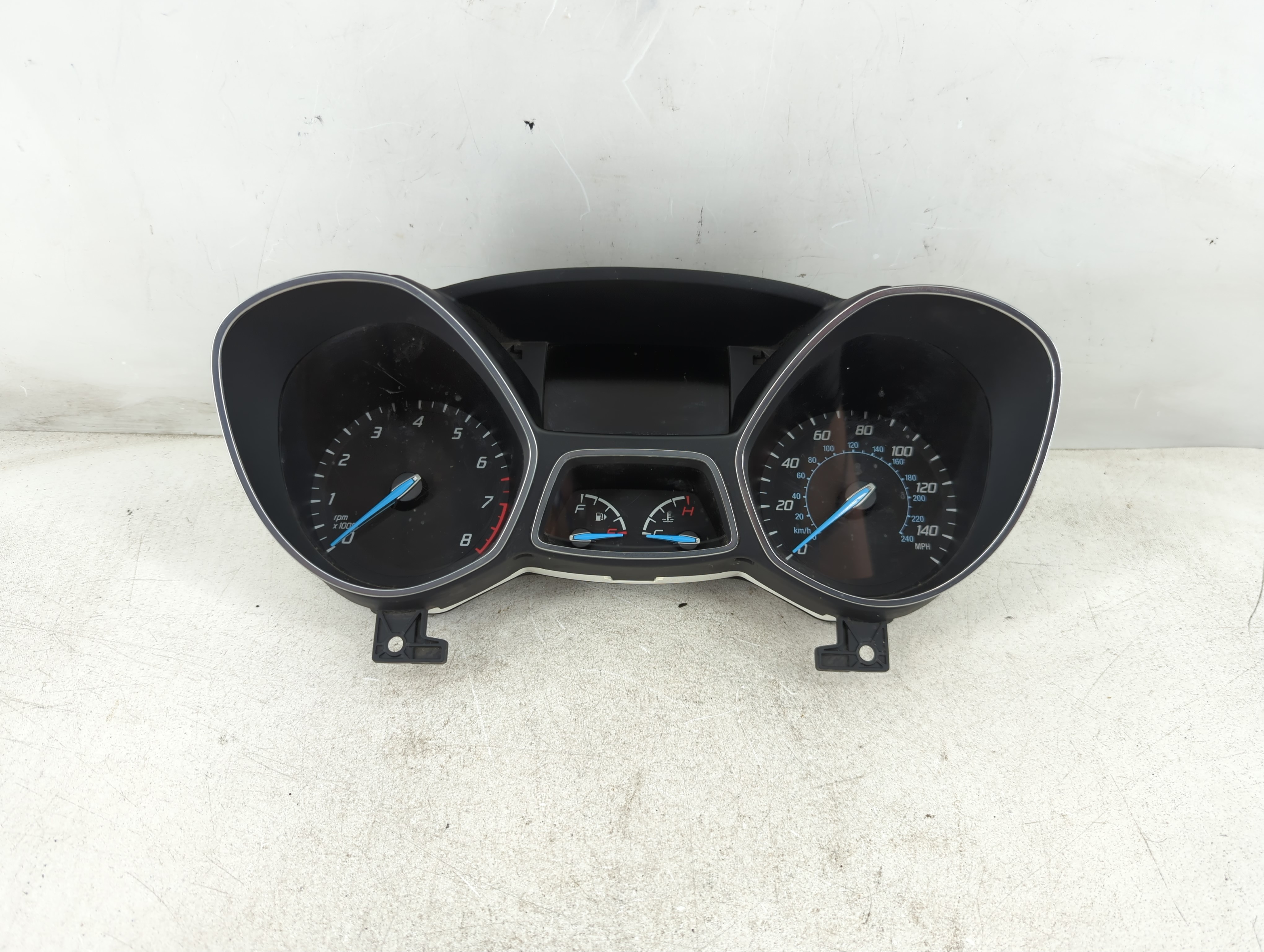 2013-2013 Ford Escape Speedometer Instrument Cluster Gauges 1085649 - Oemusedautoparts1.com