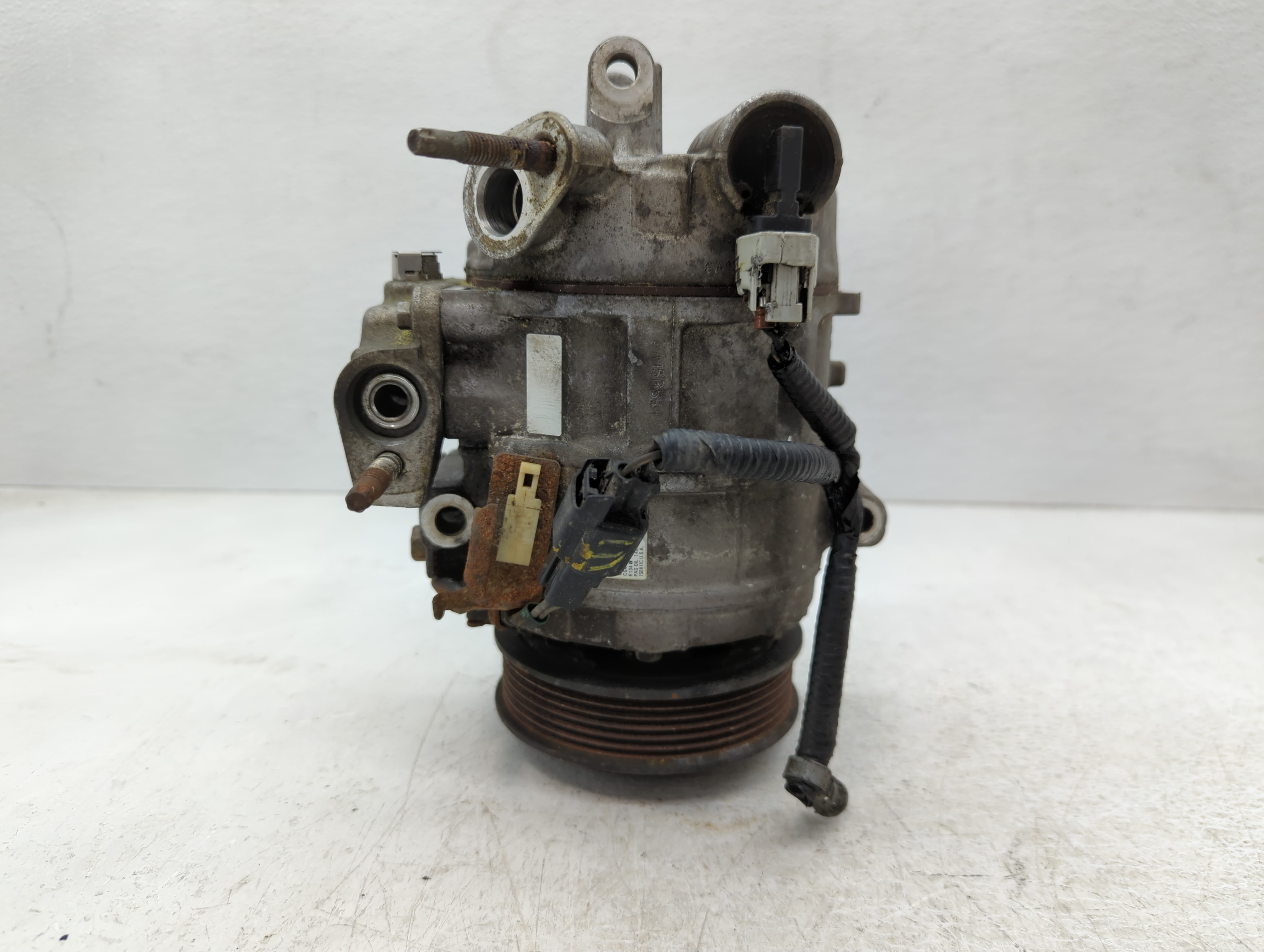 Picture of 2016-2019 Ford Explorer Air Conditioning A/c Ac Compressor Oem 1085667