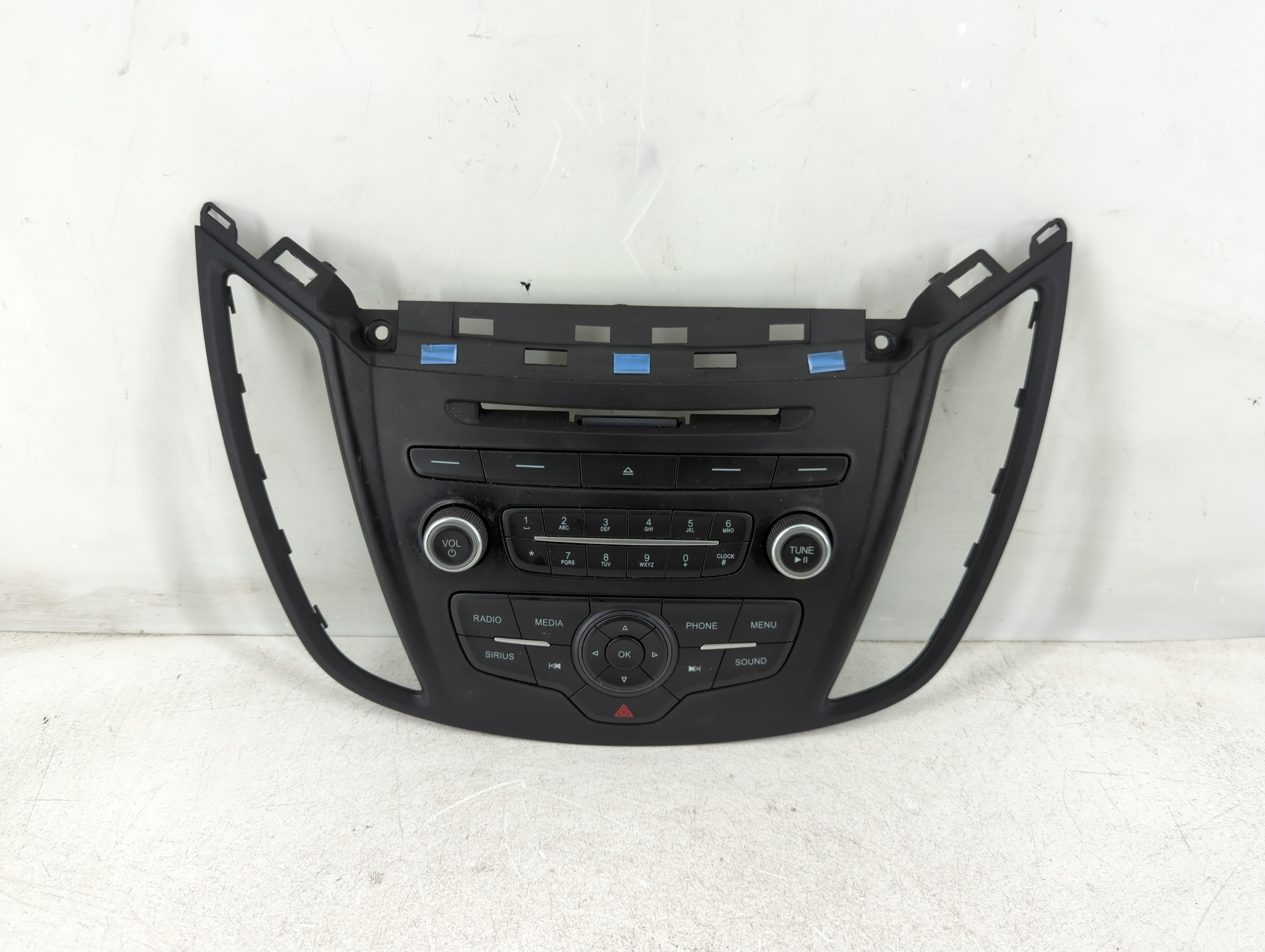 2017-2019 Ford Escape Am Fm Cd Player Radio Receiver 1085780 - Oemusedautoparts1.com