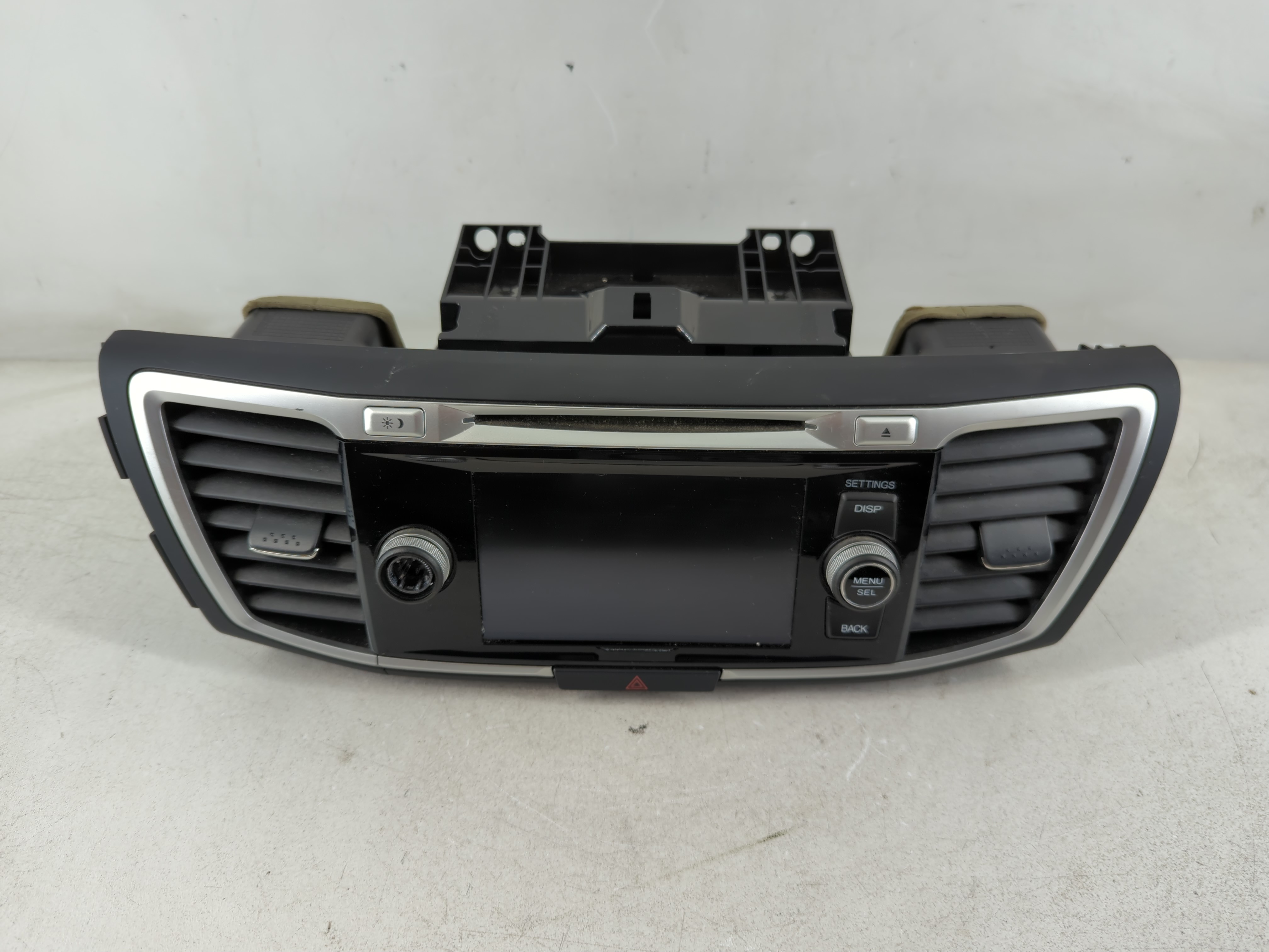 2013 Honda Accord Am Fm Cd Player Radio Receiver 1085788 - Oemusedautoparts1.com