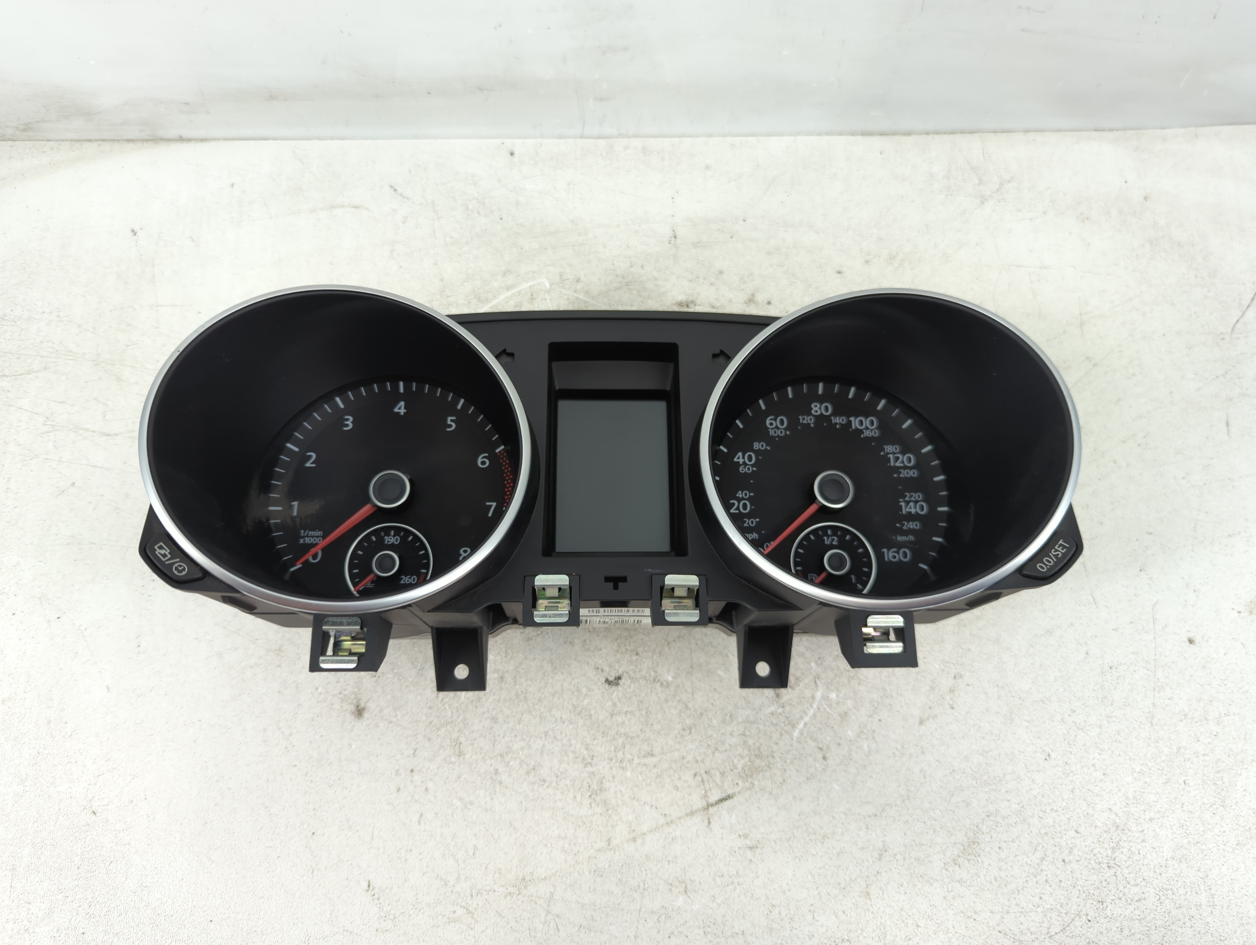 2014-2014 Volkswagen Jetta Speedometer Instrument Cluster Gauges 1085815 - Oemusedautoparts1.com