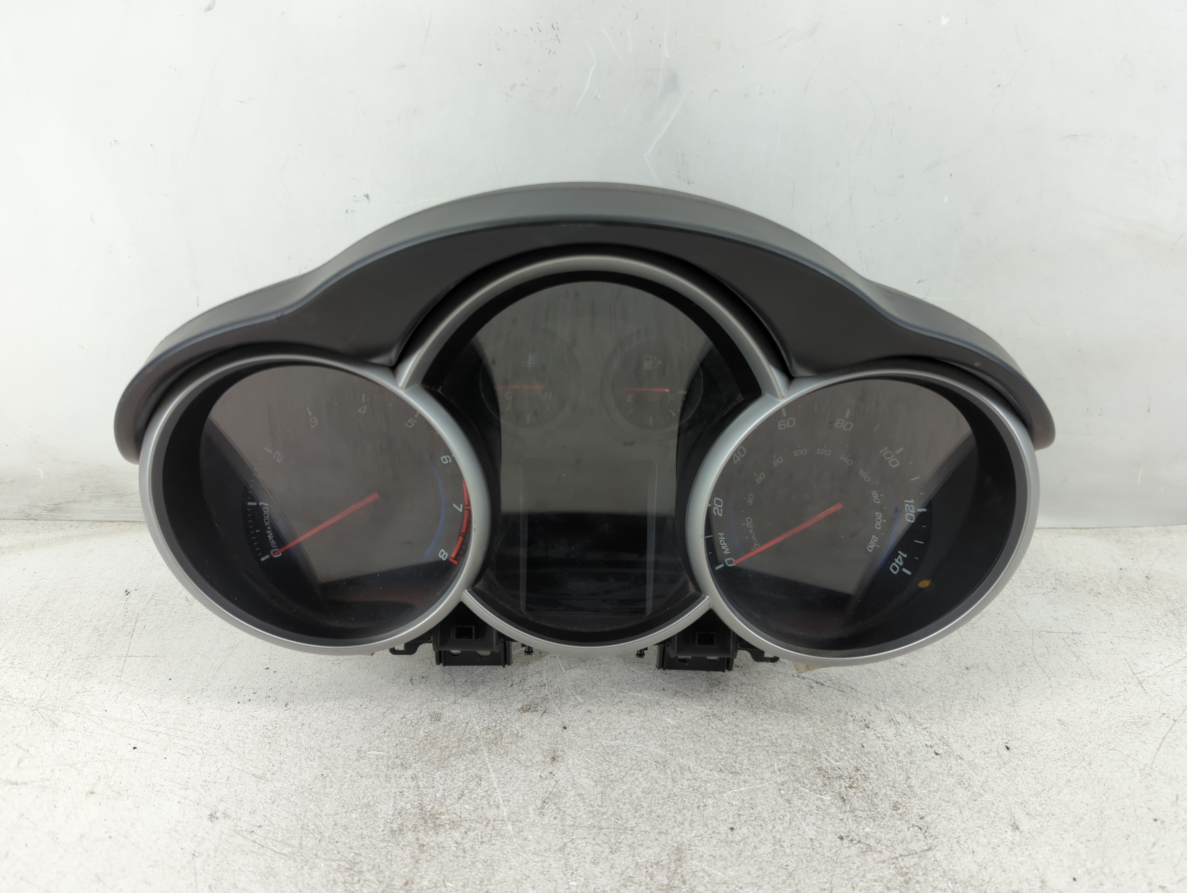 2013-2014 Chevrolet Cruze Speedometer Instrument Cluster Gauges 95129378 1085866 - Oemusedautoparts1.com