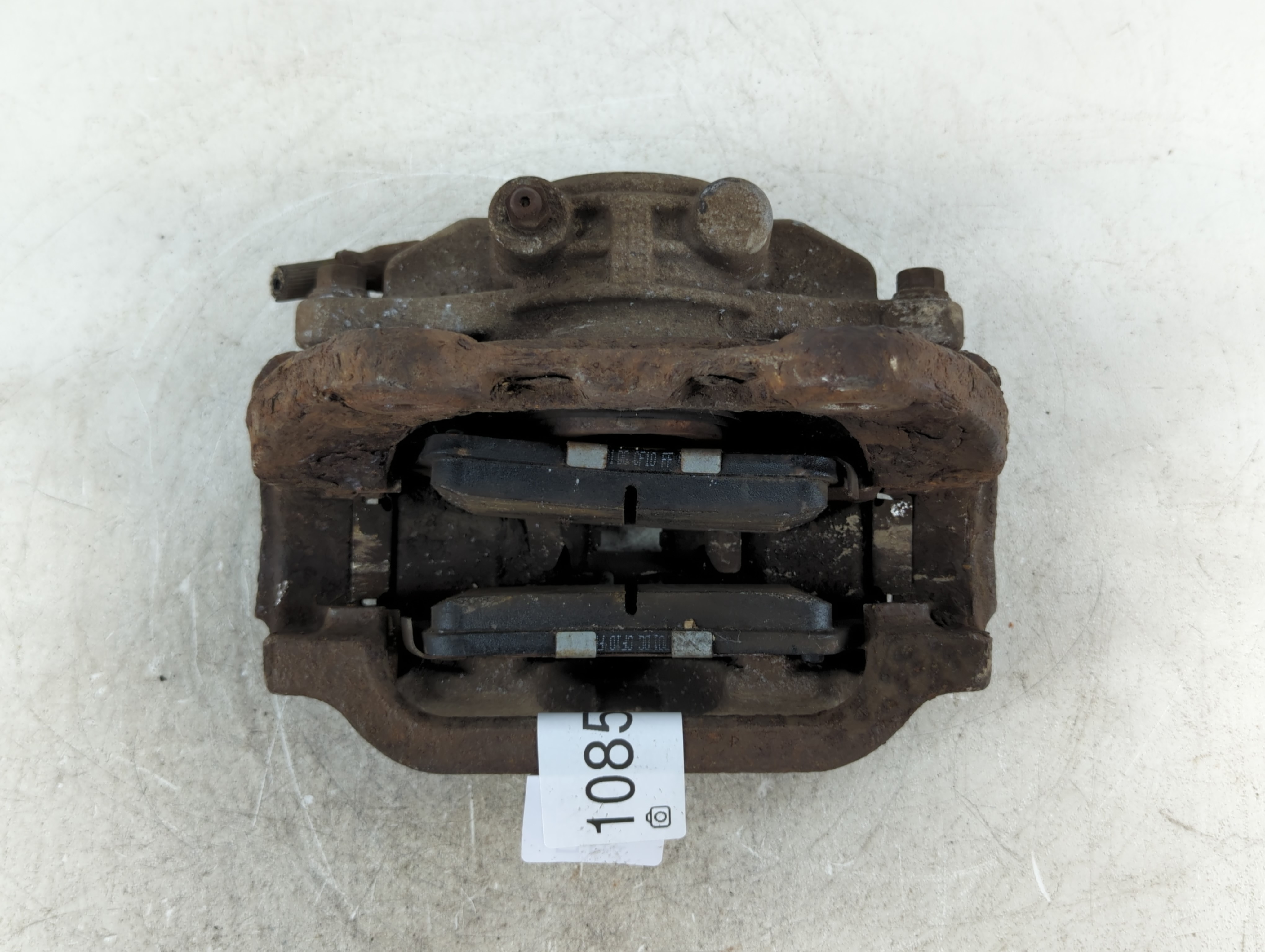 1999-2007 Chevrolet Silverado 1500 Front Driver Left Brake Caliper 1085877 - Oemusedautoparts1.com