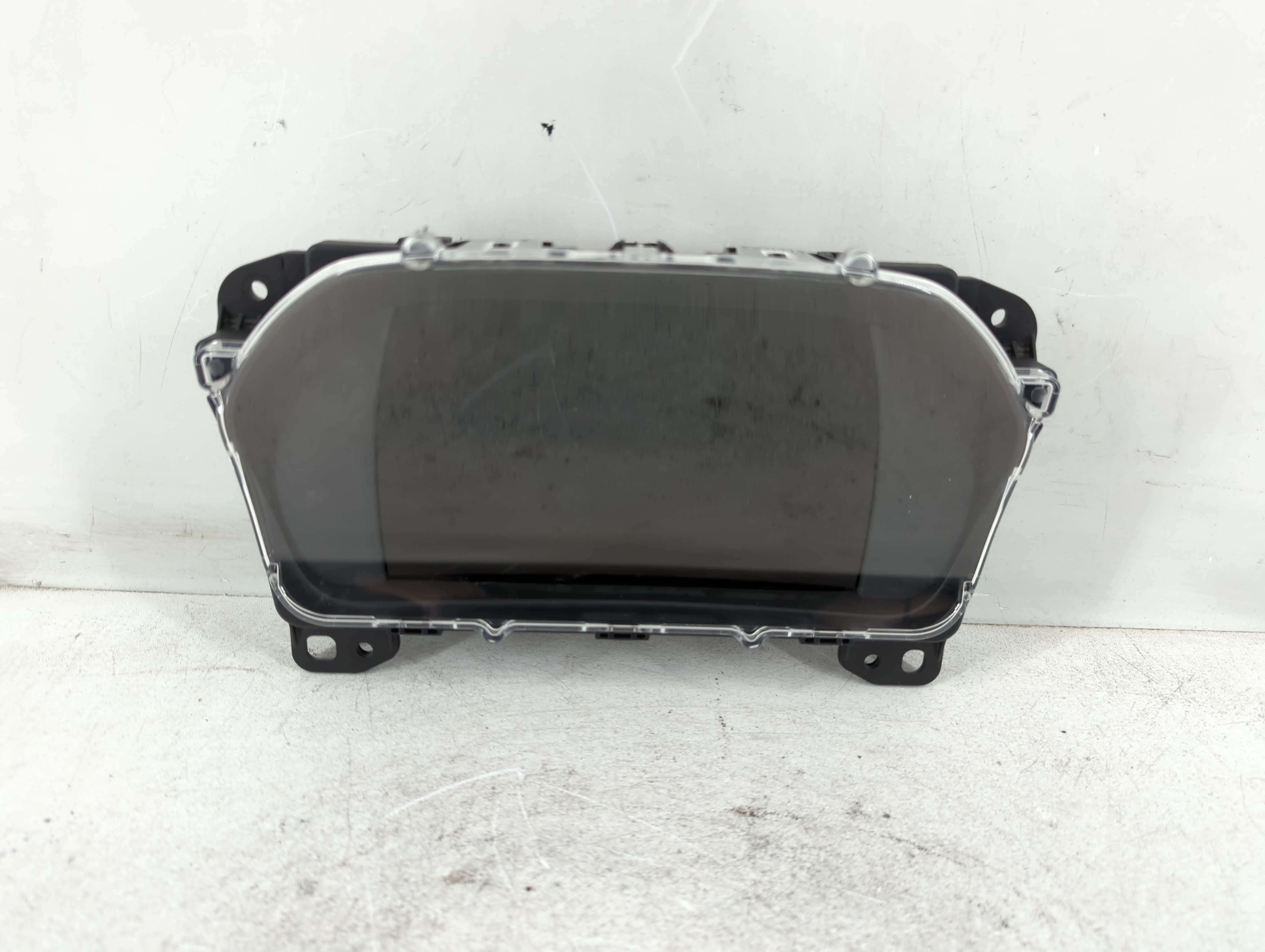 2018-2018 Chevrolet Volt Speedometer Instrument Cluster Gauges 84376201 1085905 - Oemusedautoparts1.com
