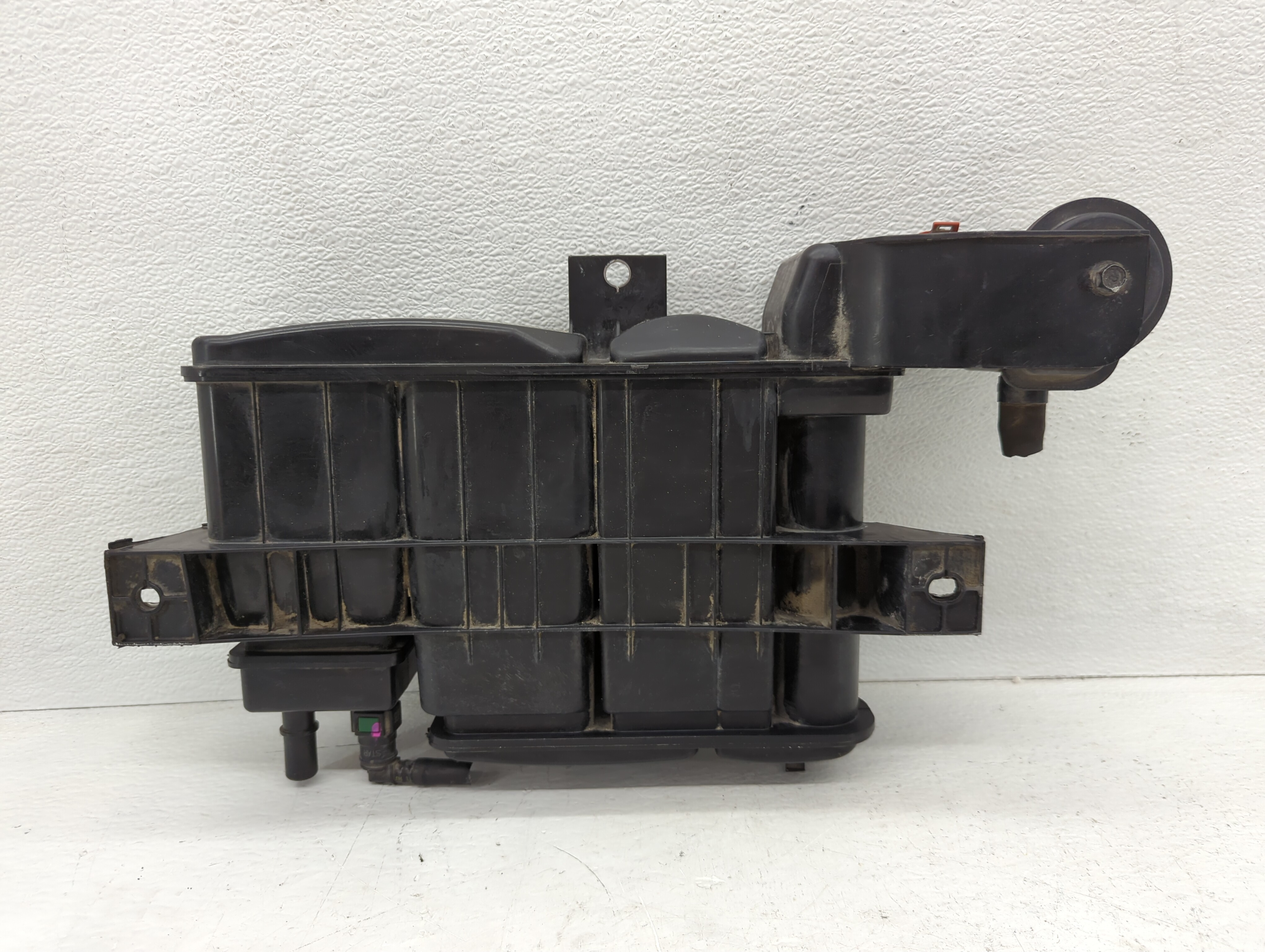 2021 Kia Forte Fuel Vapor Charcoal Canister 1085913 - Oemusedautoparts1.com
