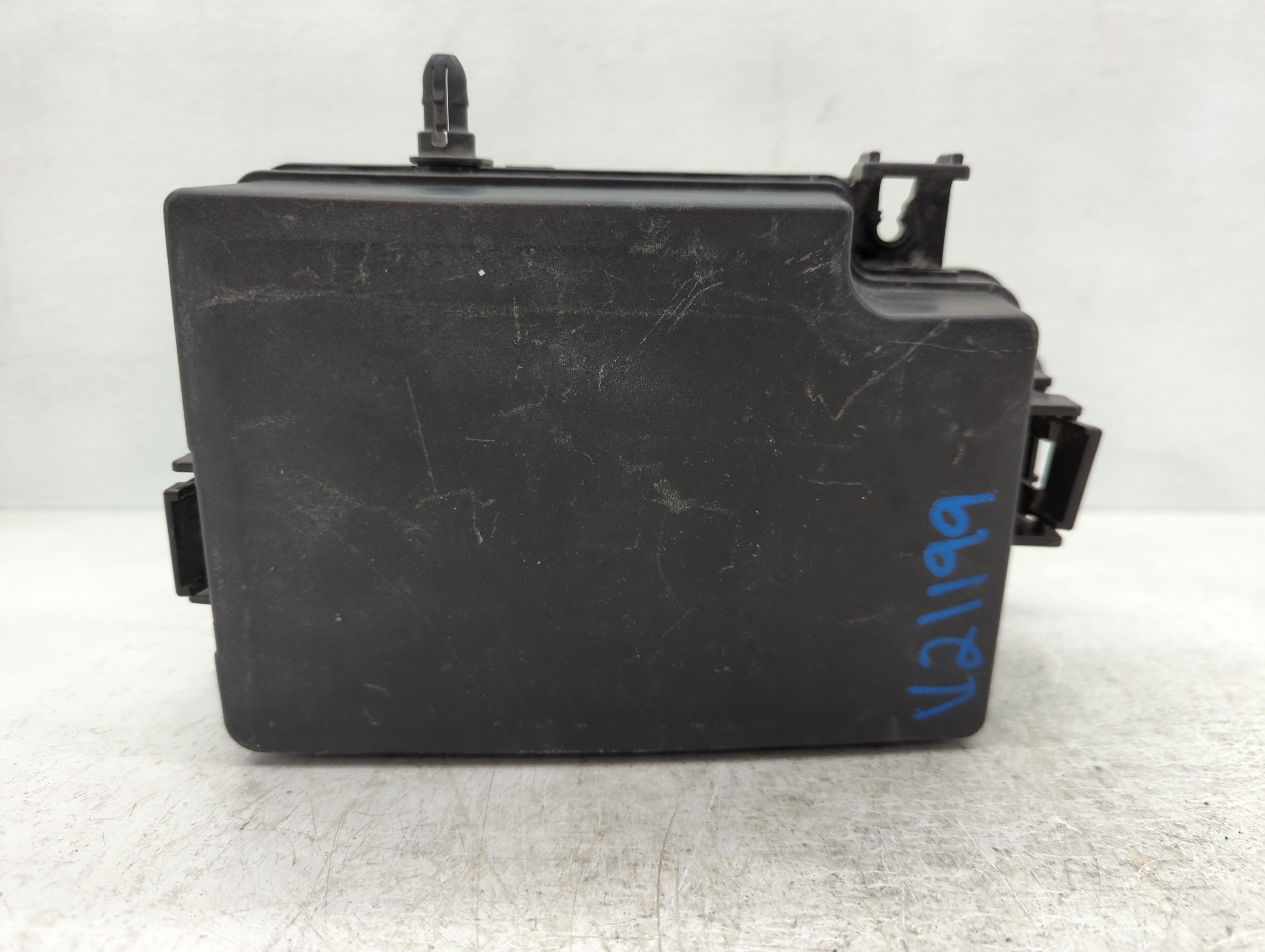 Picture of 2018-2021 Hyundai Kona Fusebox Fuse Box Relay Module 91227 J9951 1085918