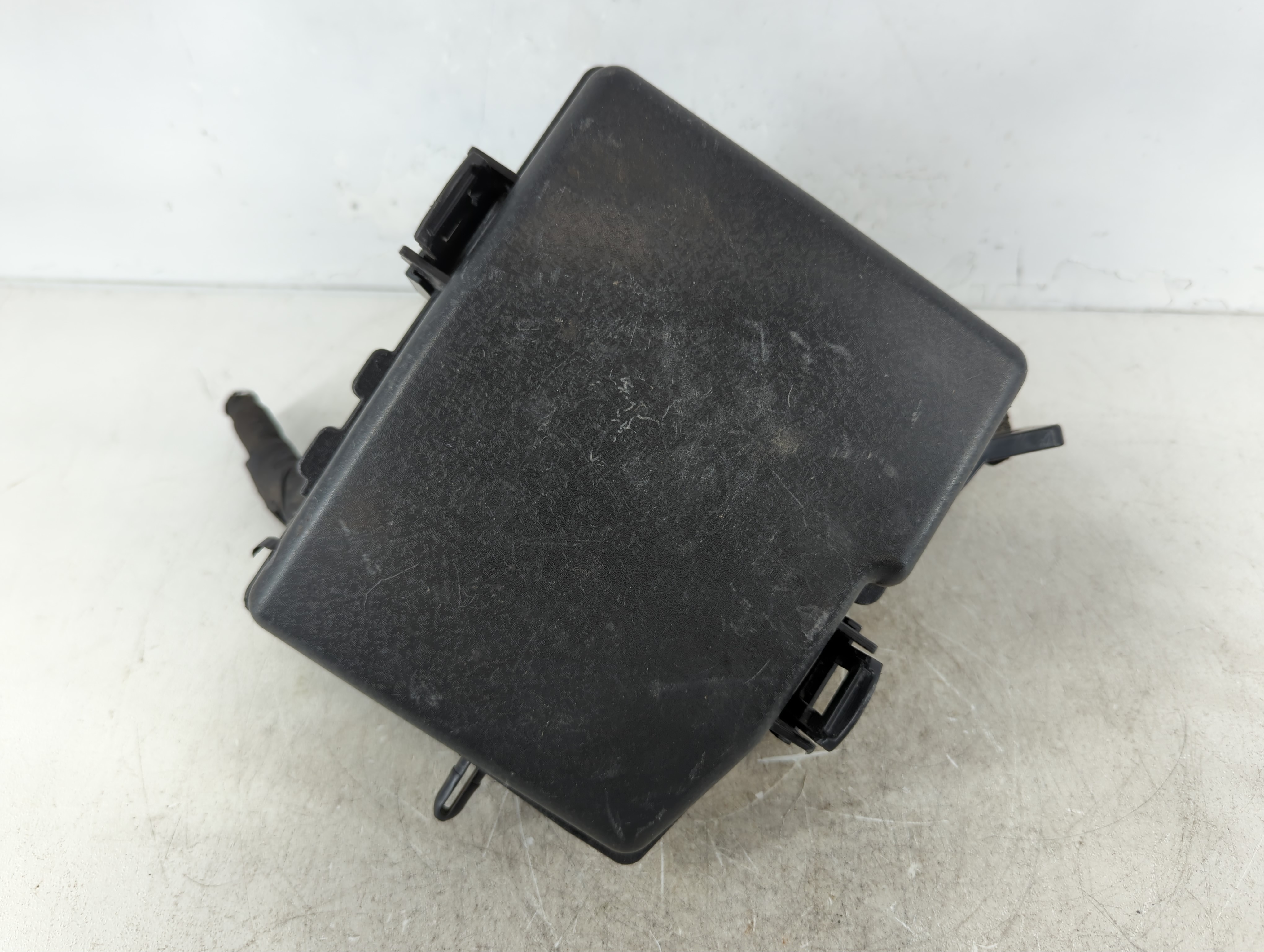 2014-2015 Kia Optima Fusebox Fuse Box Relay Module 91955-2t730 1085922 - Oemusedautoparts1.com