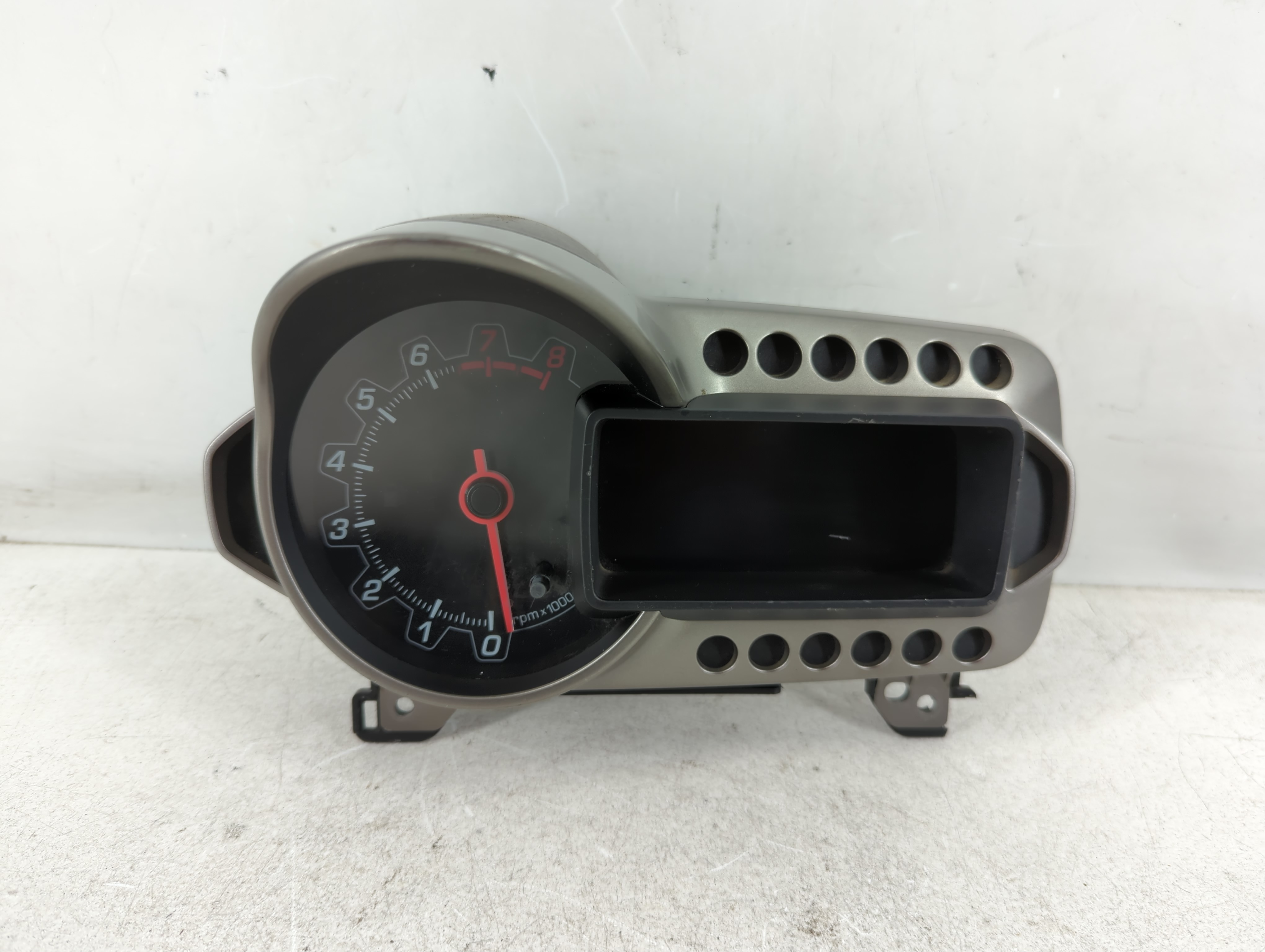 2012-2012 Chevrolet Sonic Speedometer Instrument Cluster Gauges 1085967 - Oemusedautoparts1.com