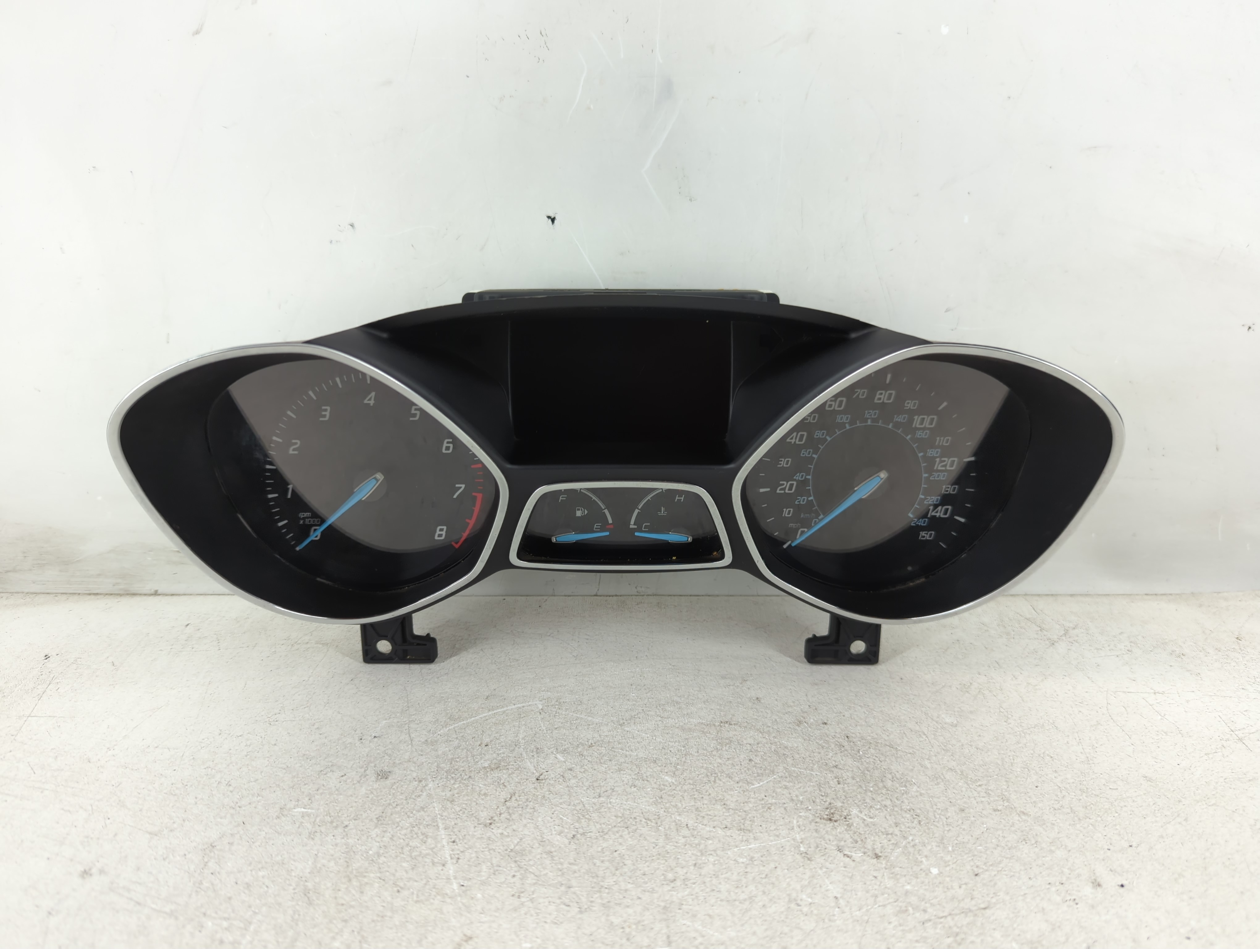 2013-2013 Ford Escape Speedometer Instrument Cluster Gauges 1085969 - Oemusedautoparts1.com