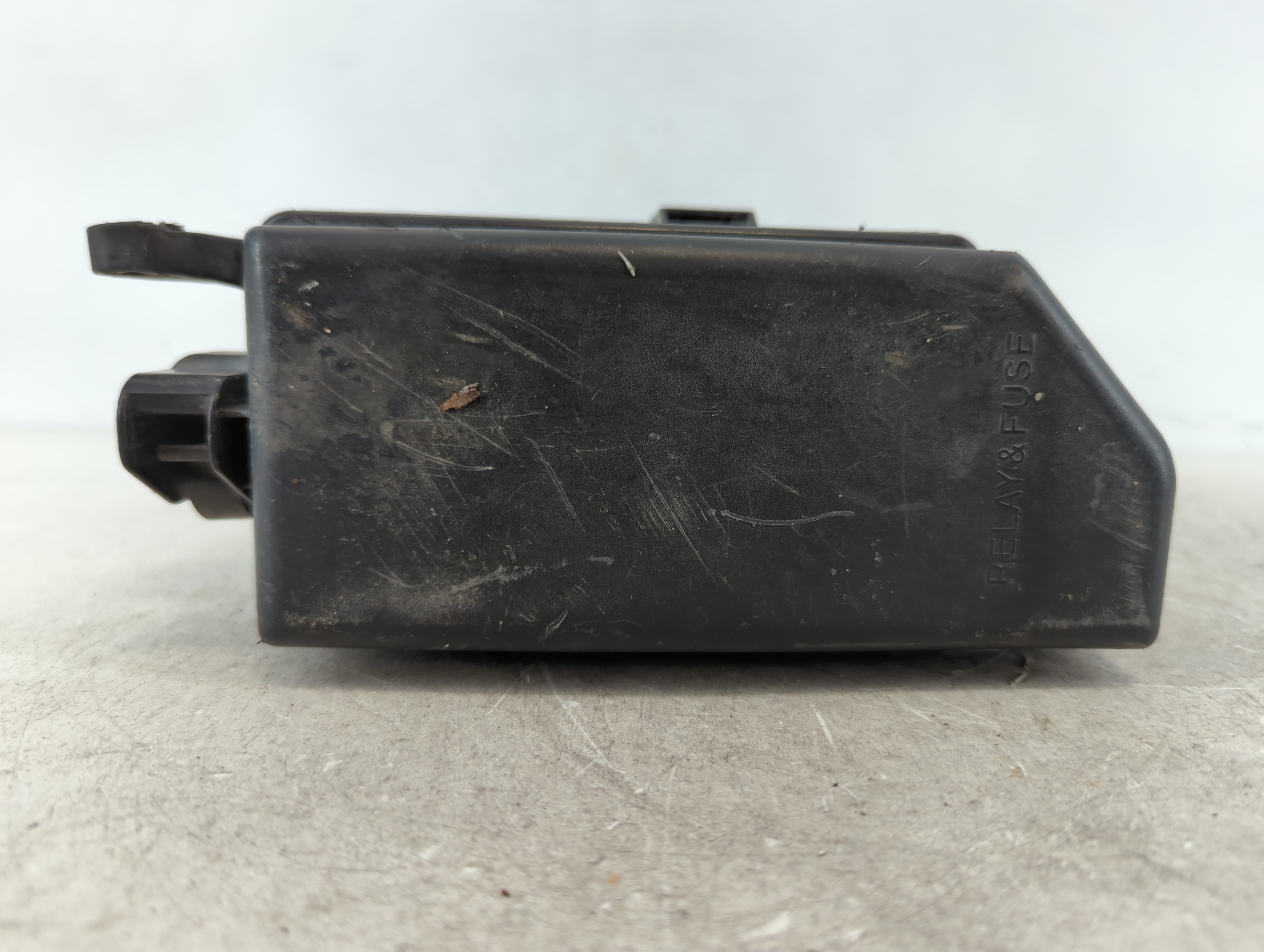 2005-2005 Toyota Avalon Fusebox Fuse Box Relay Module 1086024 - Oemusedautoparts1.com